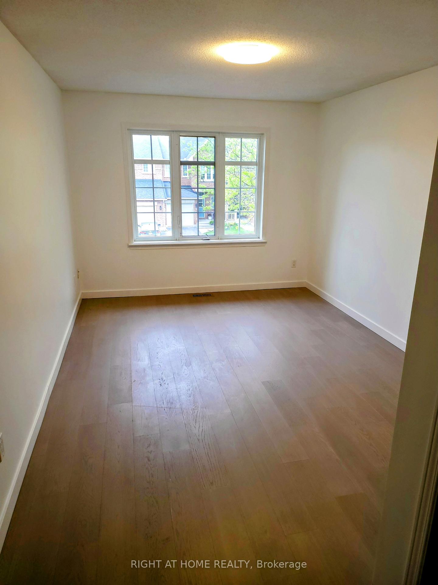 Photo 16 of 787 Everton Way, Ottawa, Riverside South/Gloucester Glen — HOMEH