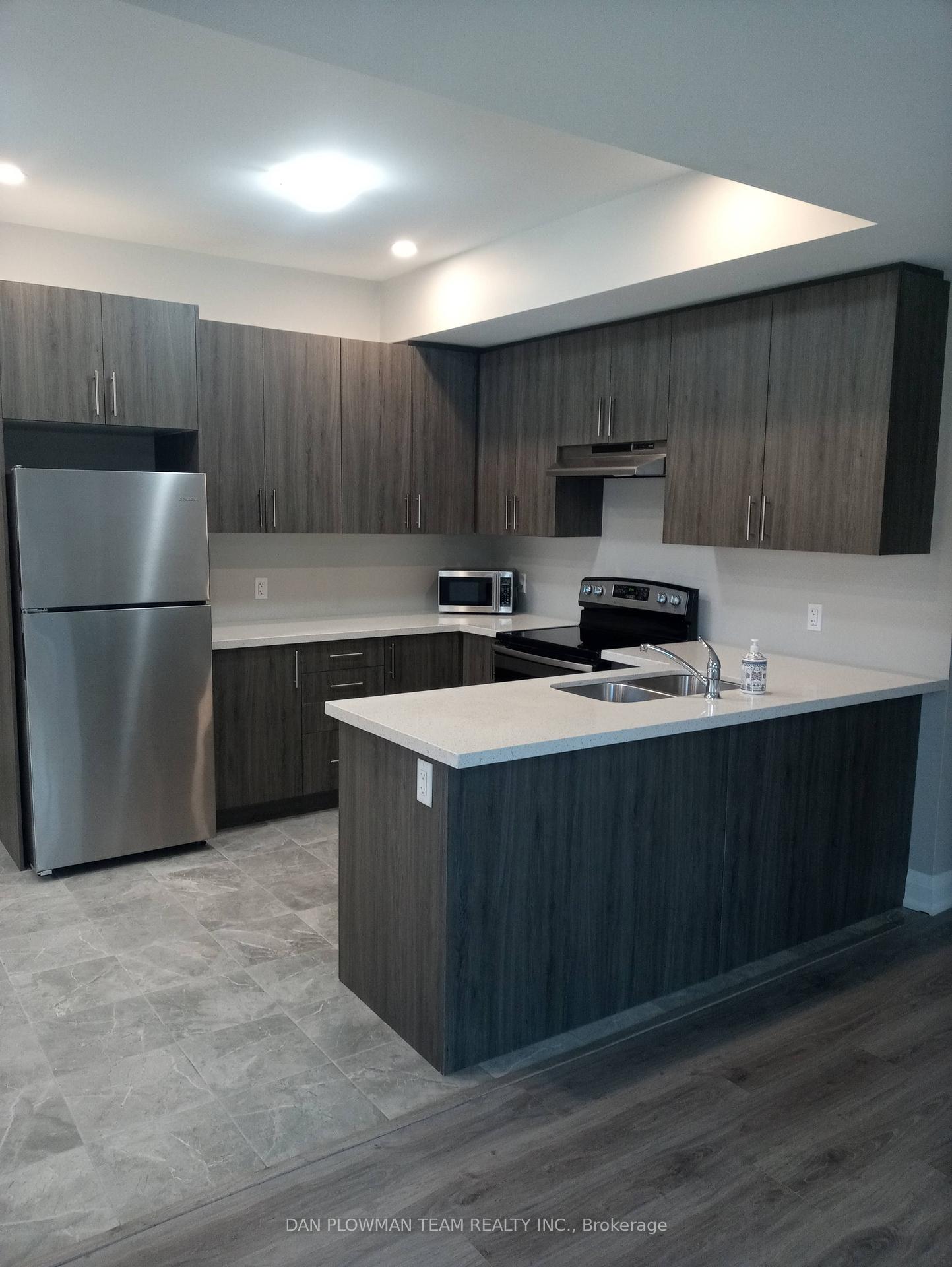 Photo 11 of 60B Lambs Lane, Clarington, Bowmanville — HOMEH