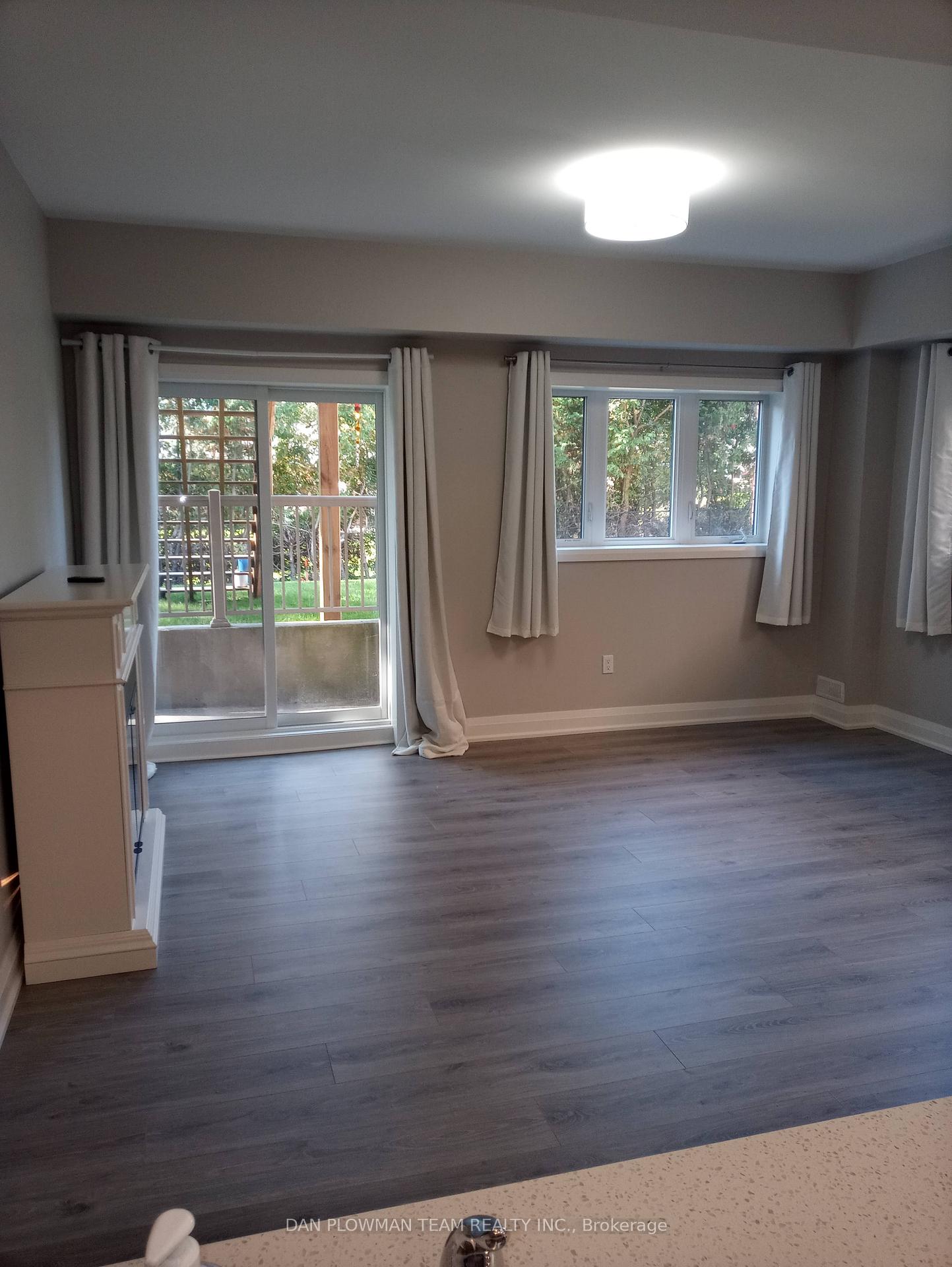 Photo 12 of 60B Lambs Lane, Clarington, Bowmanville — HOMEH