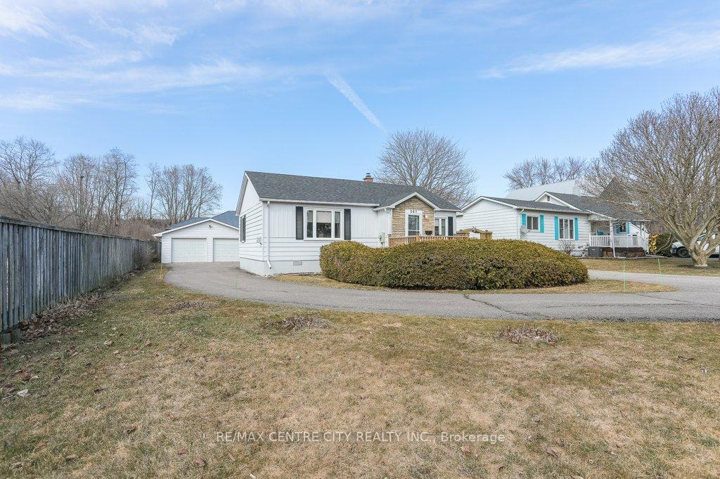 Photo 1 of 367 Warren Street, Central Elgin, Rural Central Elgin — HOMEH