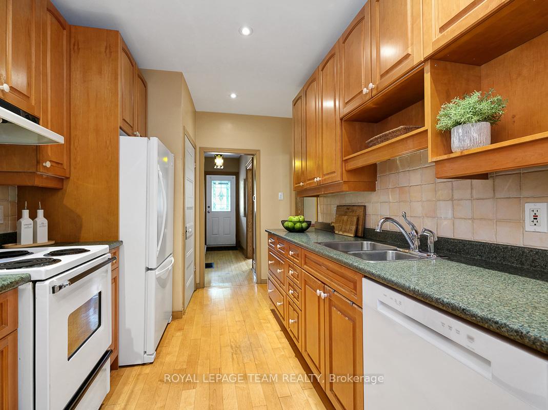 Photo 9 of 75 Renfrew Avenue, Ottawa, Glebe — HOMEH