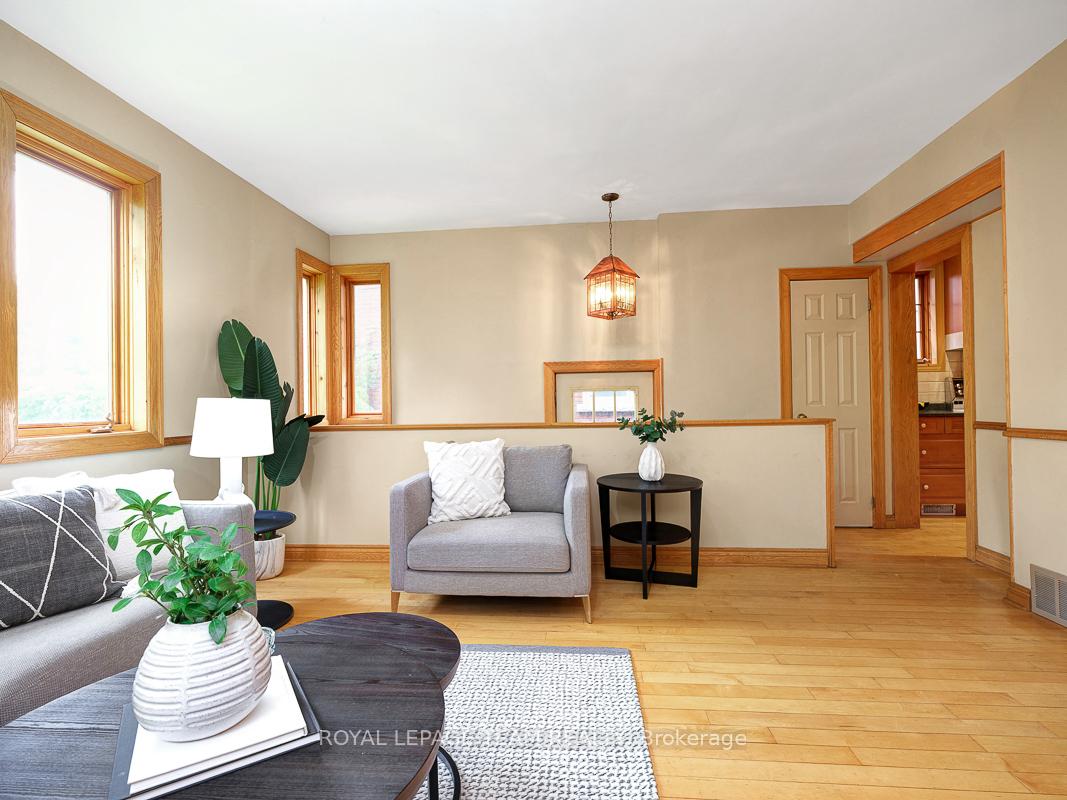 Photo 13 of 75 Renfrew Avenue, Ottawa, Glebe — HOMEH