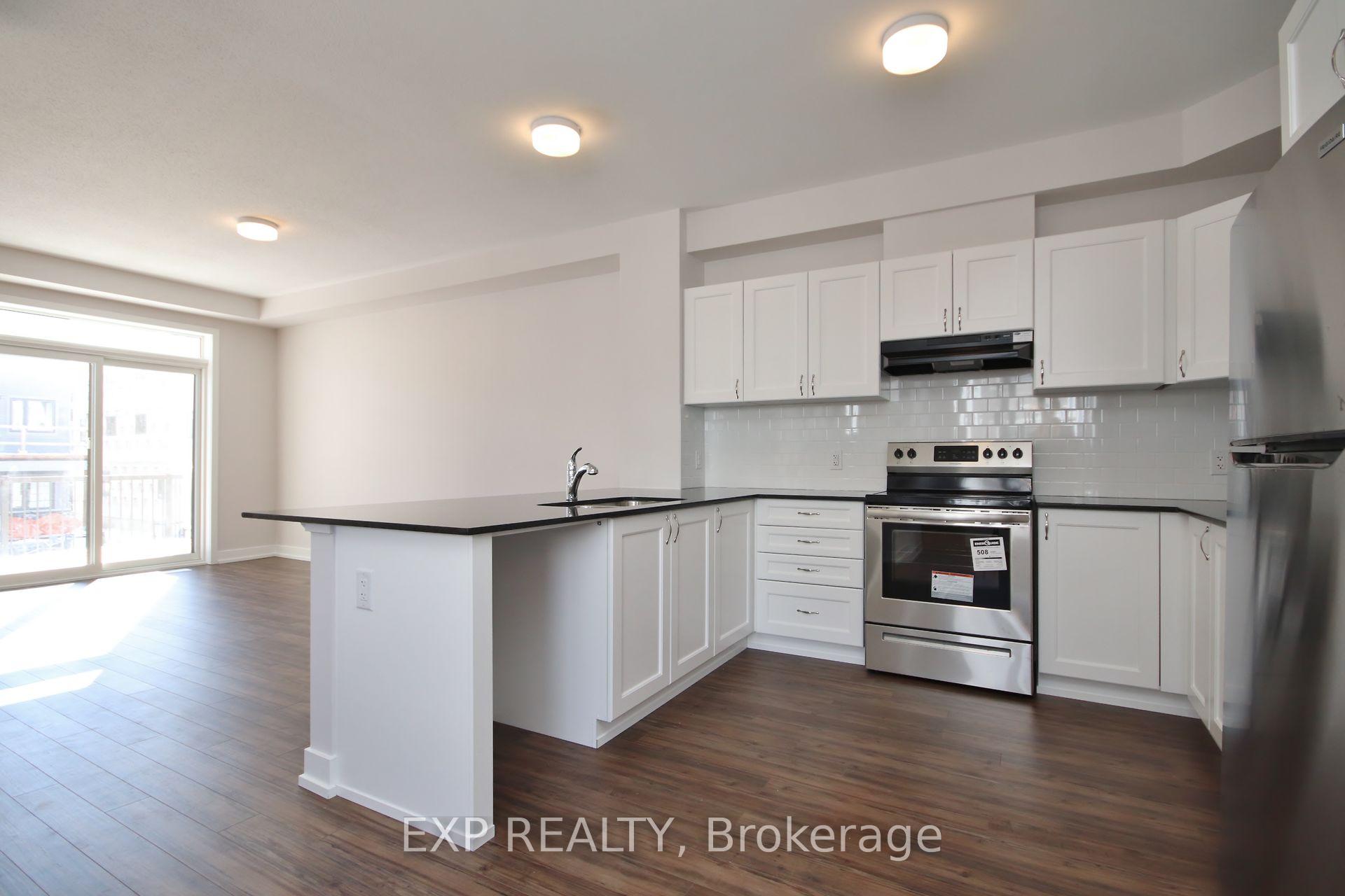 Photo 10 of 241 Anyolite Private, Ottawa, Barrhaven - Heritage Park — HOMEH