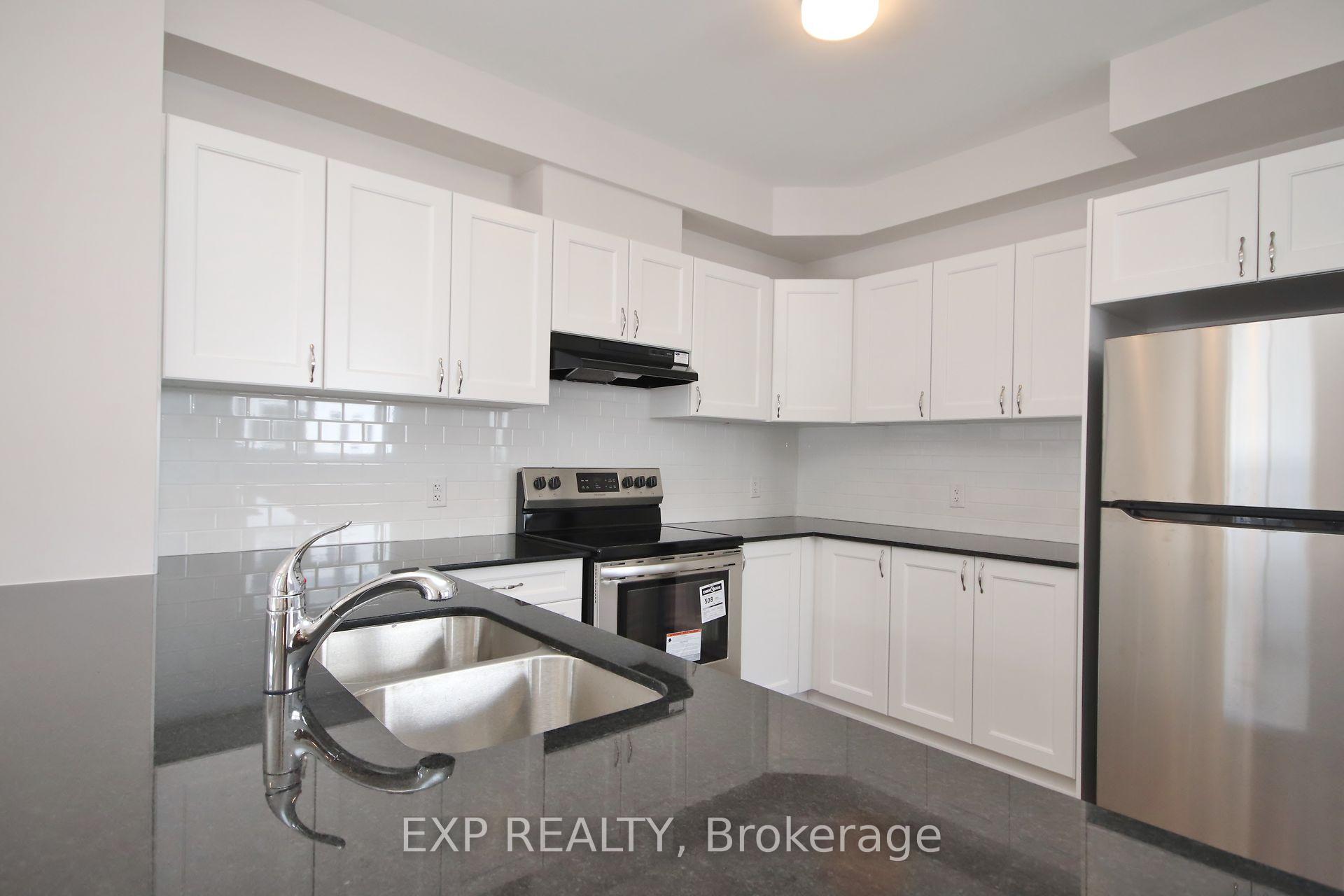 Photo 16 of 241 Anyolite Private, Ottawa, Barrhaven - Heritage Park — HOMEH