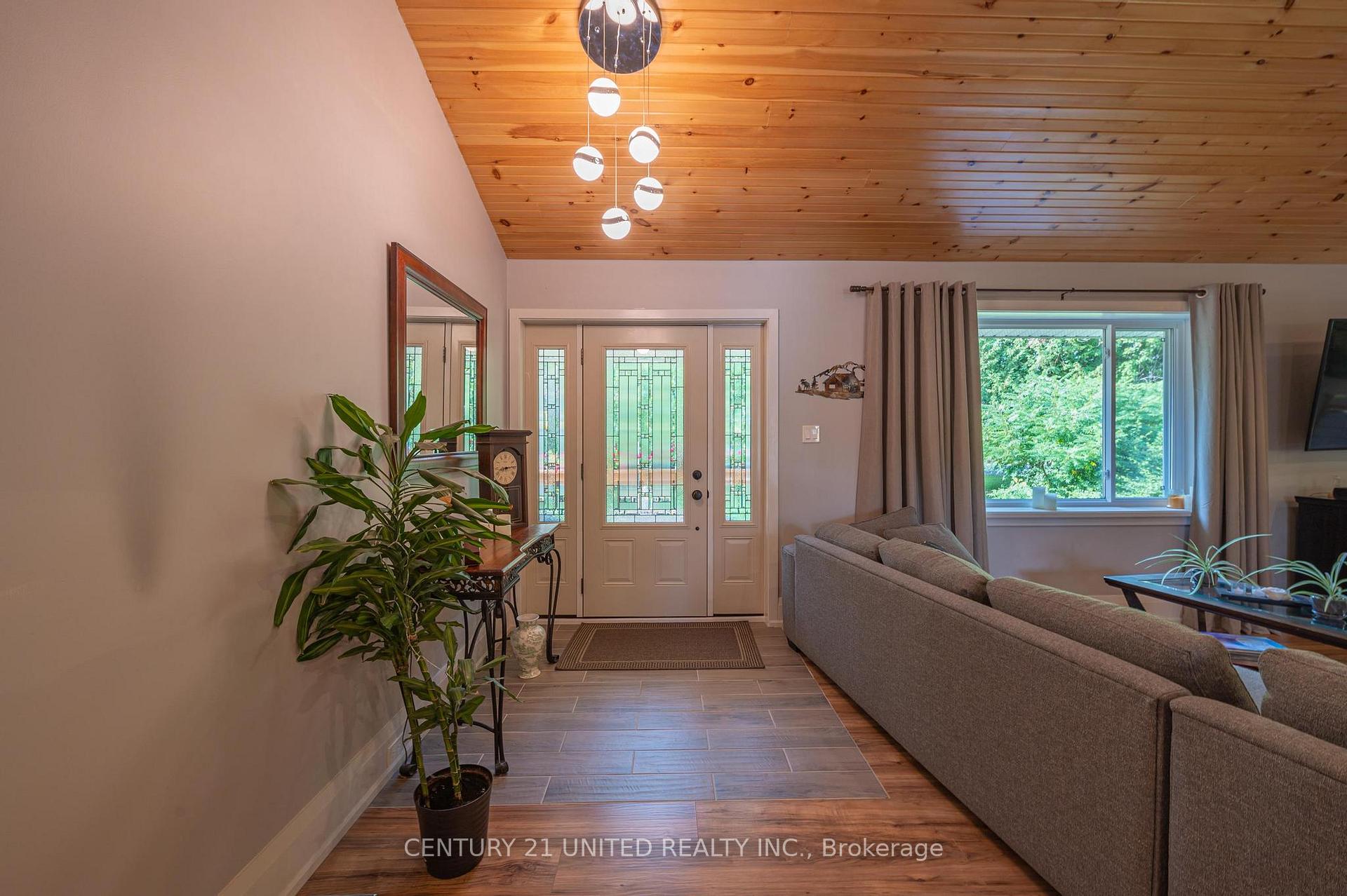 Photo 9 of 1881 4th Line Road N, Douro-Dummer — HOMEH