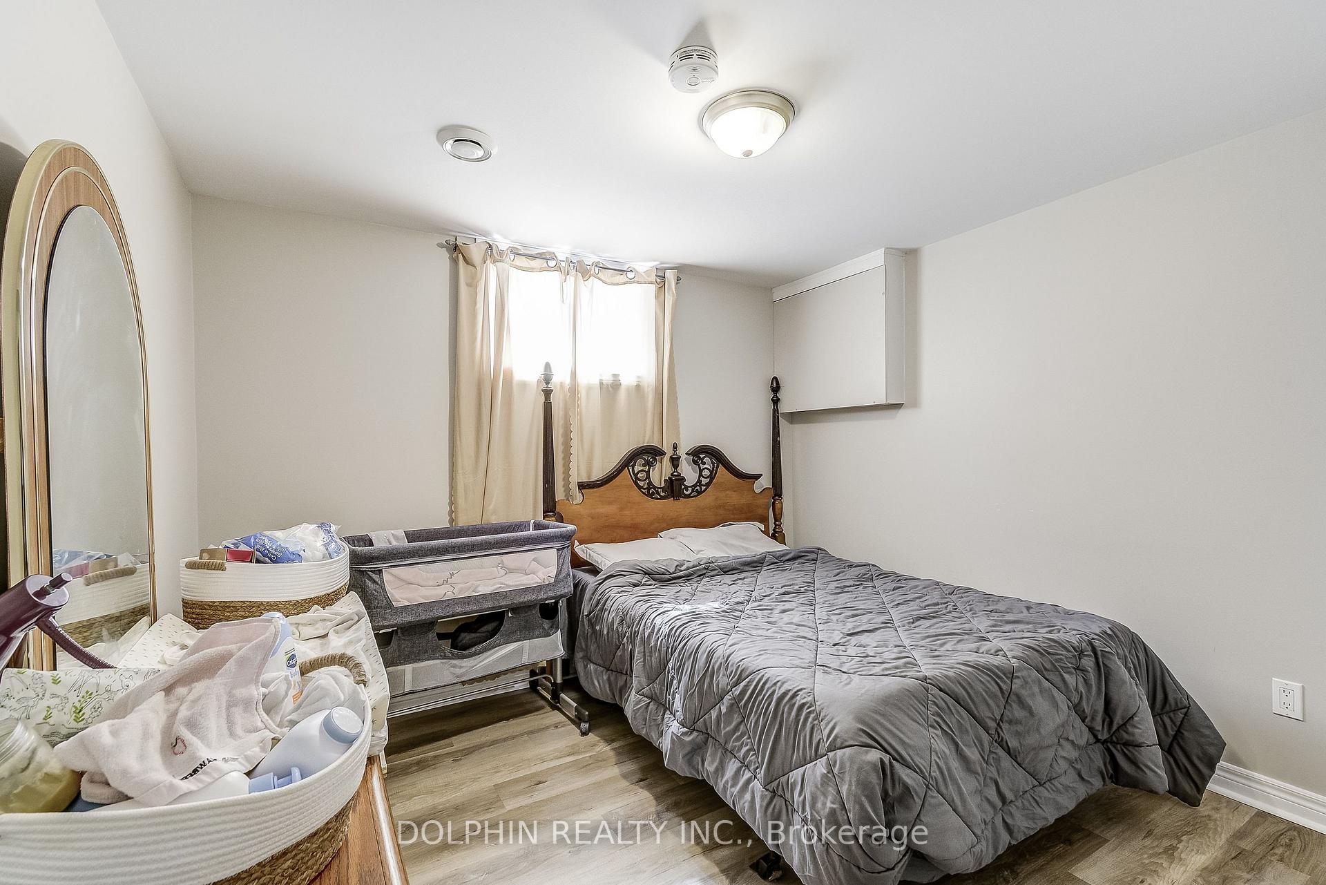 Photo 13 of 53 Merigold Street, St. Catharines, Western Hill — HOMEH