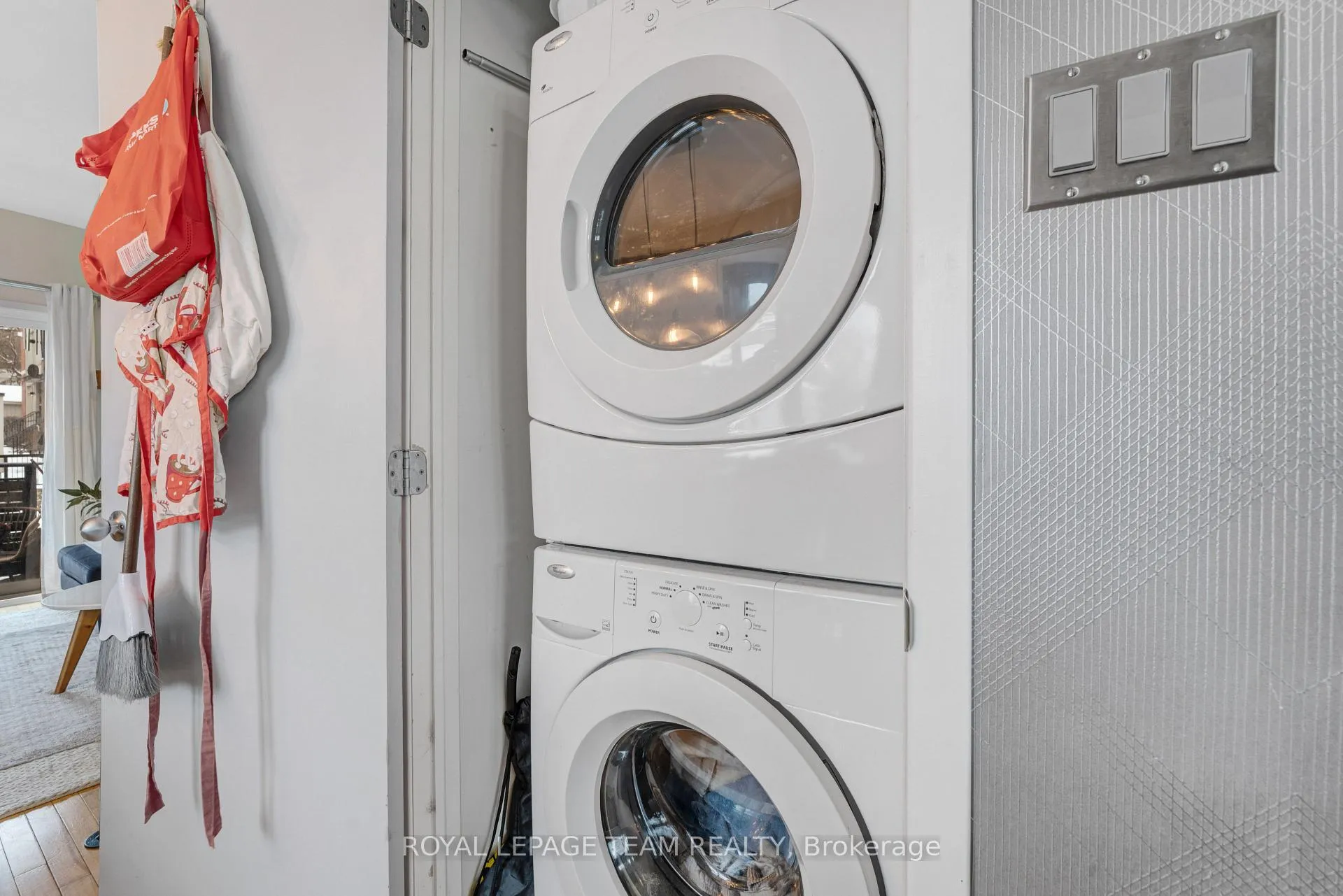 Photo 8 of Unit 26, 799 Montreal Road E, Ottawa, CFB Rockcliffe and Area — HOMEH