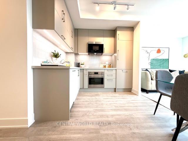 Photo 15 of Unit D413, 38 Andre de Grasse Street, Markham, Unionville — HOMEH