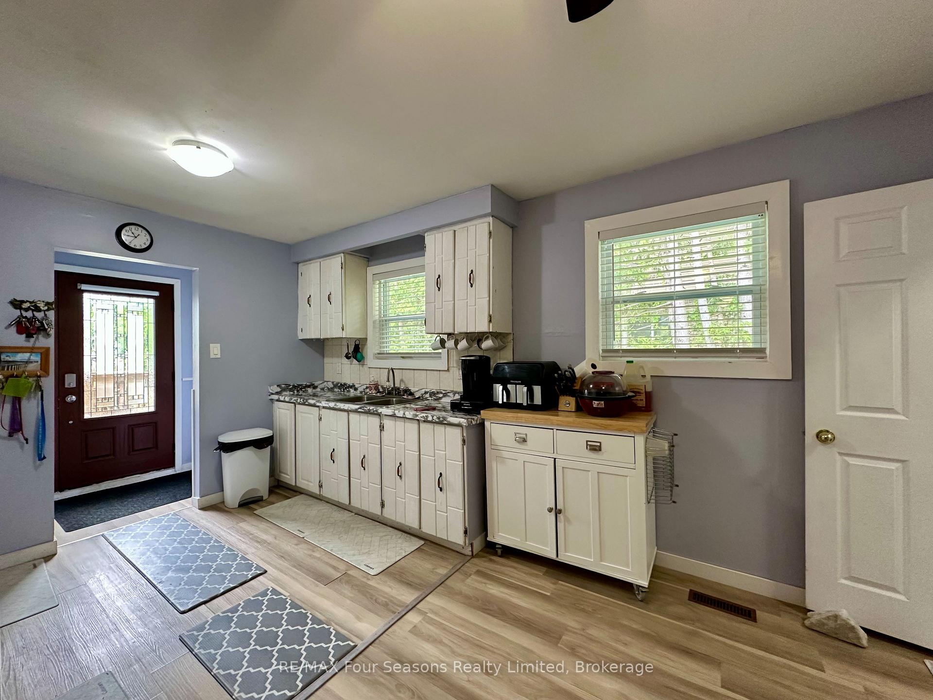 Photo 10 of 232 East Street, Clearview, Stayner — HOMEH