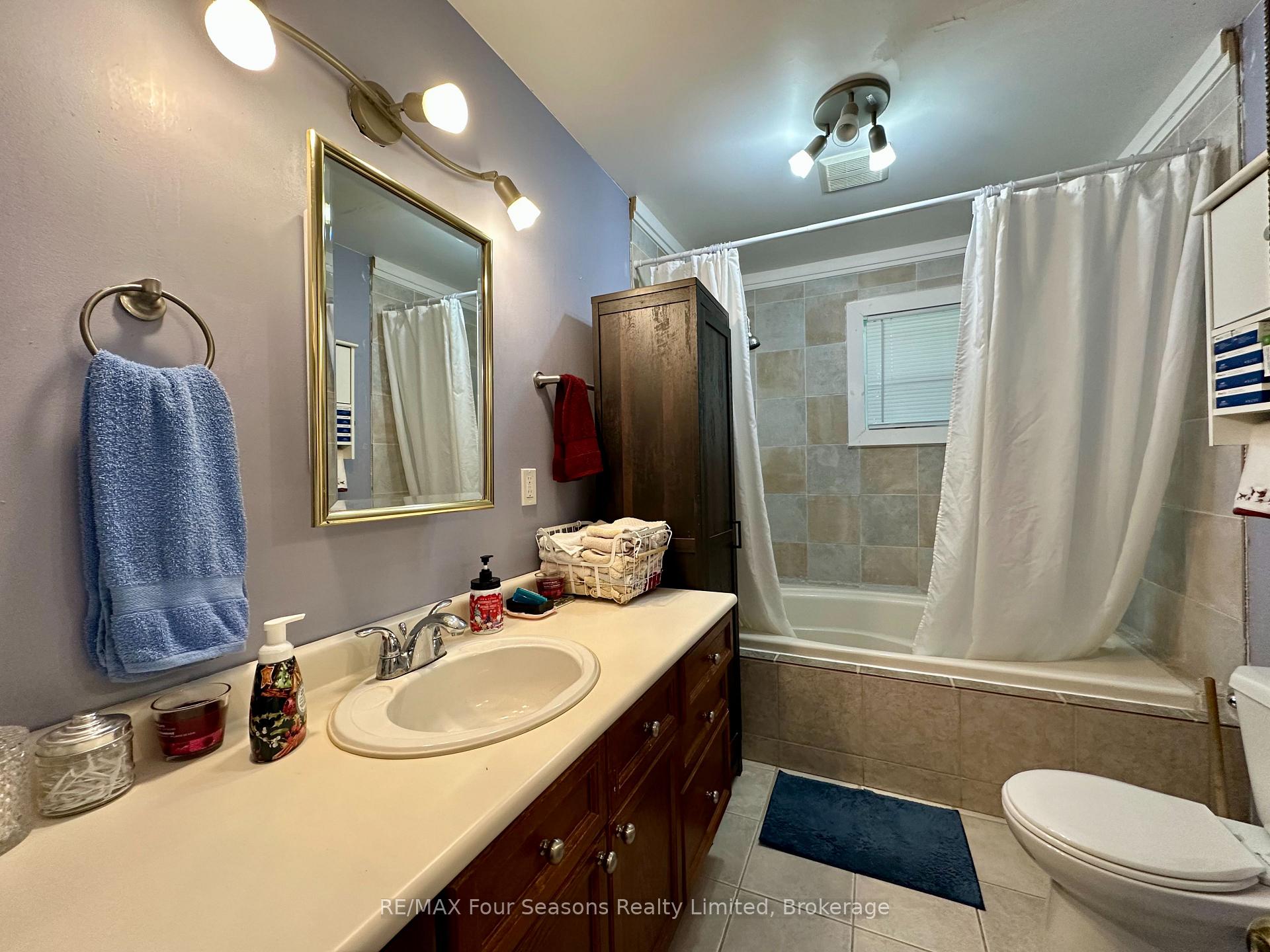 Photo 18 of 232 East Street, Clearview, Stayner — HOMEH