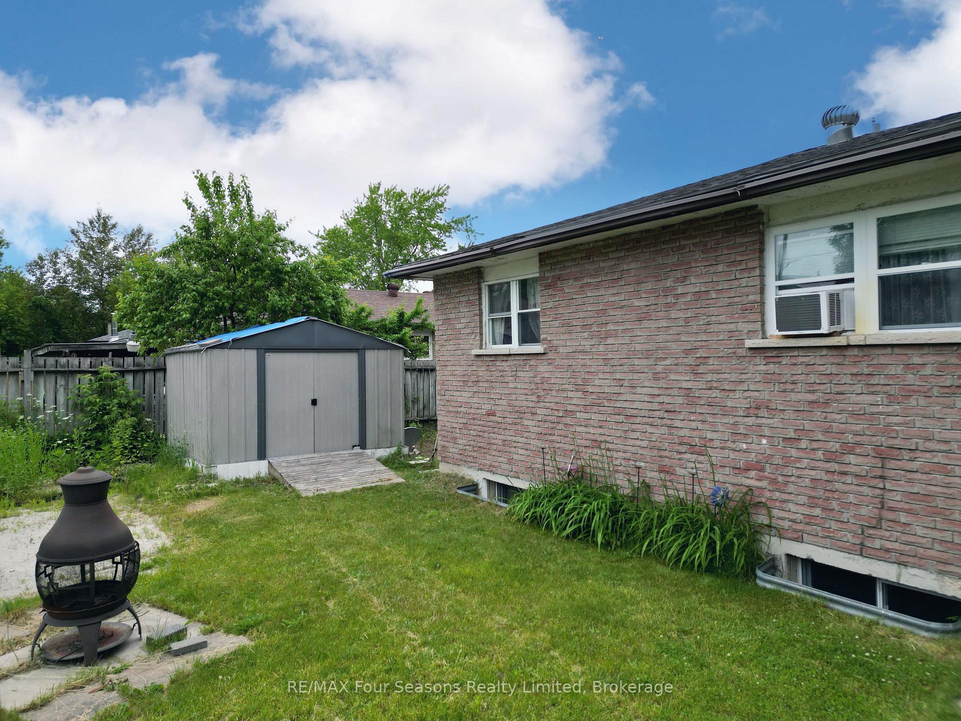Photo 25 of 232 East Street, Clearview, Stayner — HOMEH