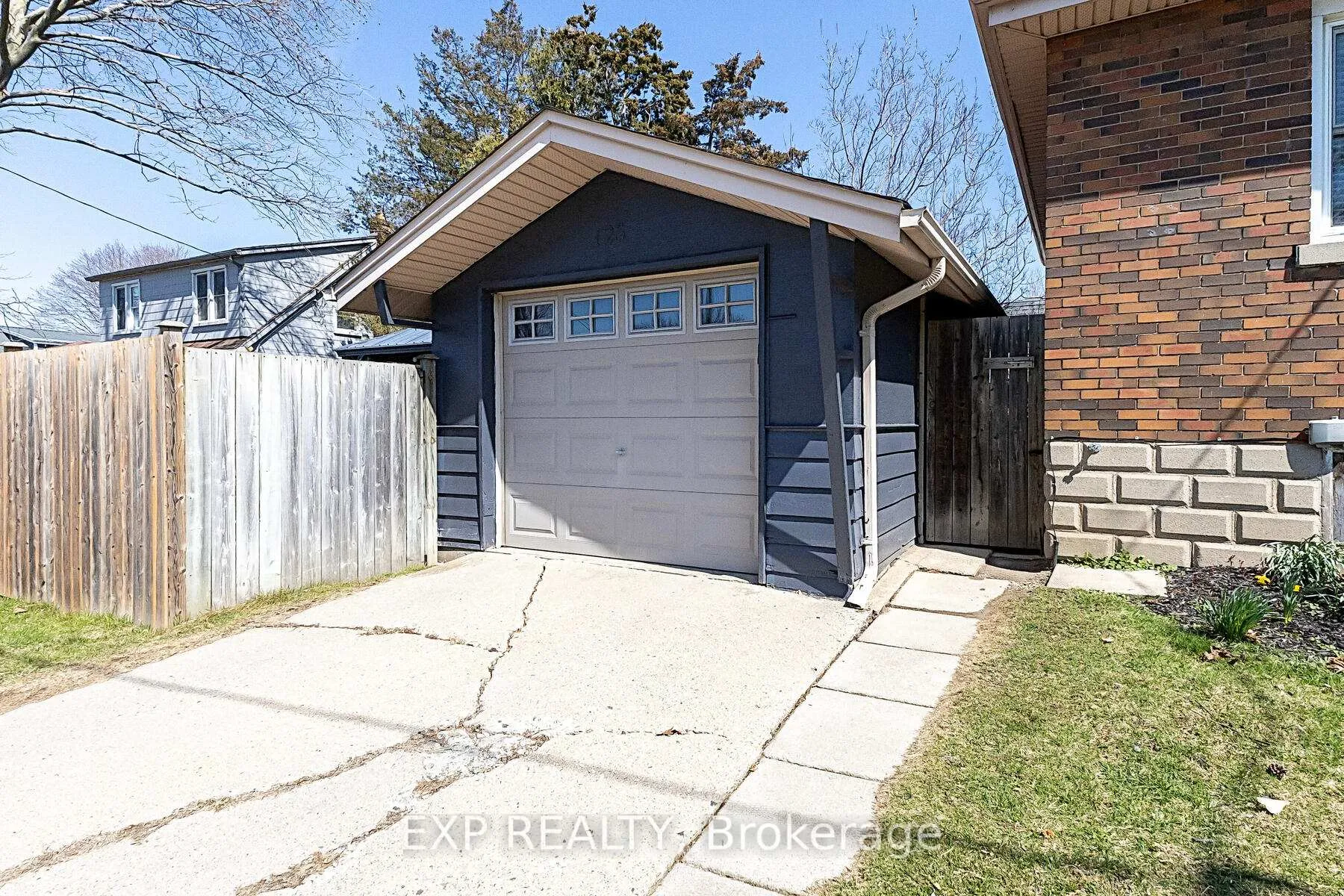 Photo 5 of 125 Redan Street, St. Thomas — HOMEH