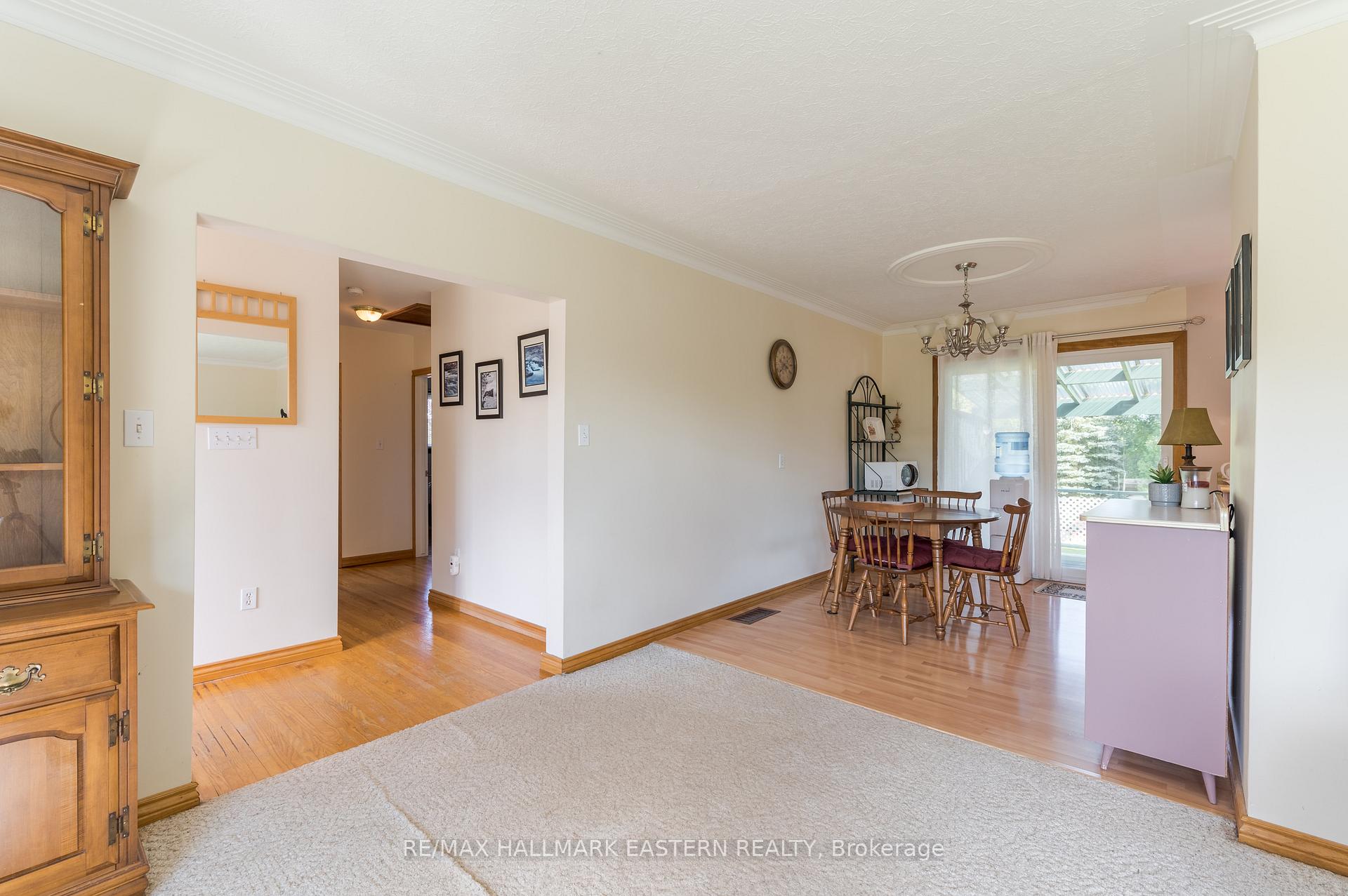 Photo 6 of 880 Clinton Avenue, Douro-Dummer — HOMEH