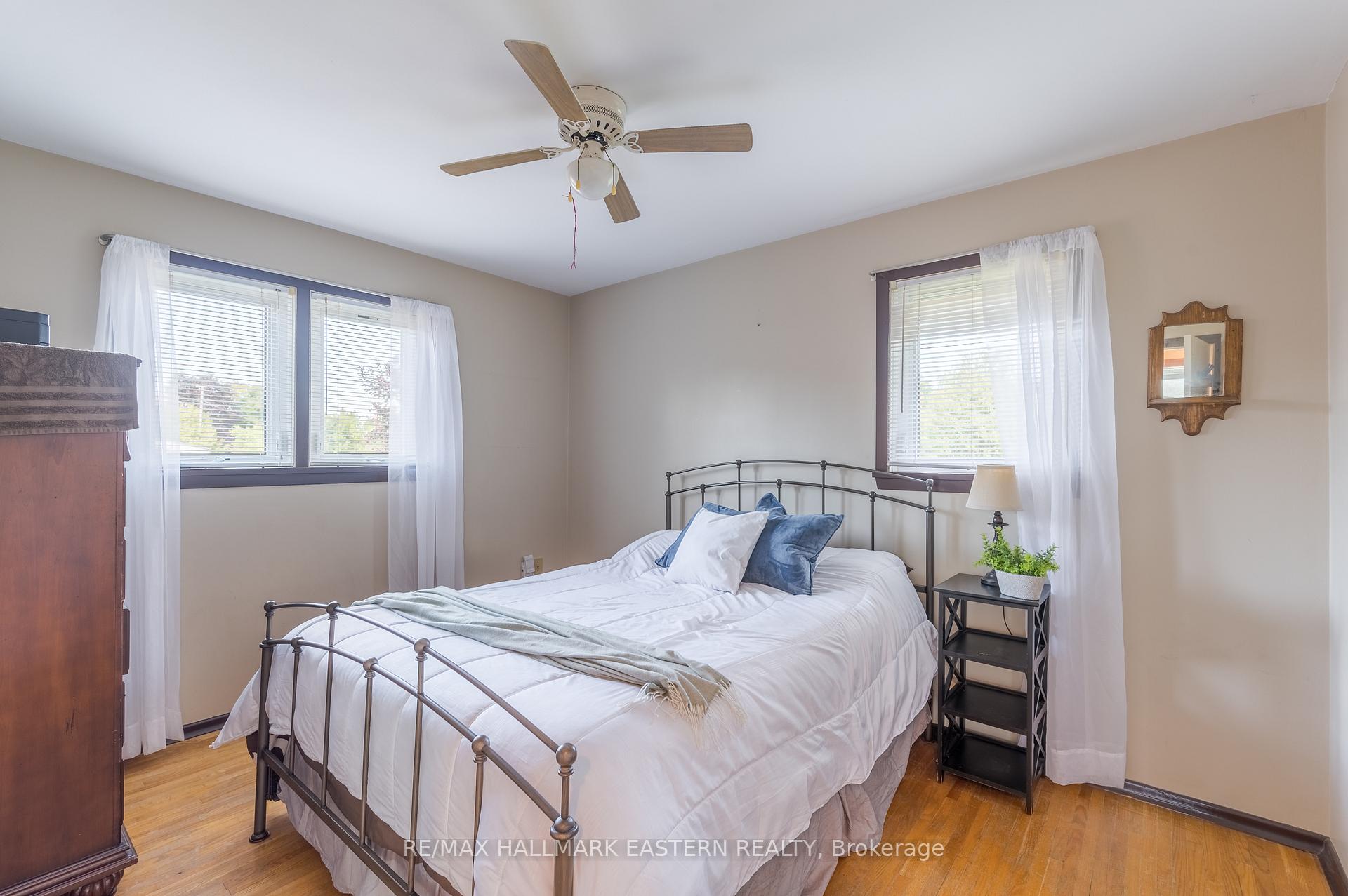 Photo 18 of 880 Clinton Avenue, Douro-Dummer — HOMEH