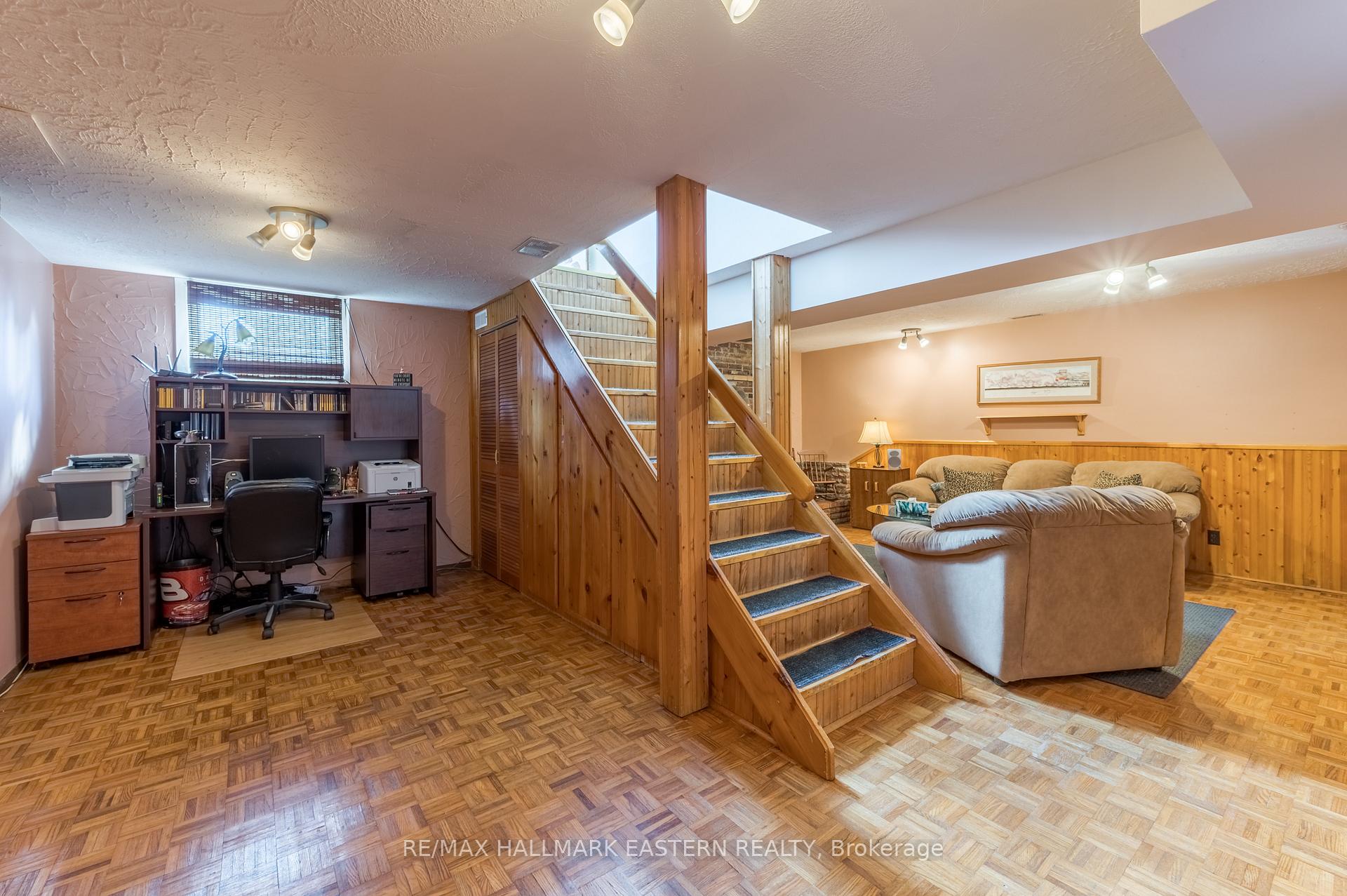Photo 25 of 880 Clinton Avenue, Douro-Dummer — HOMEH