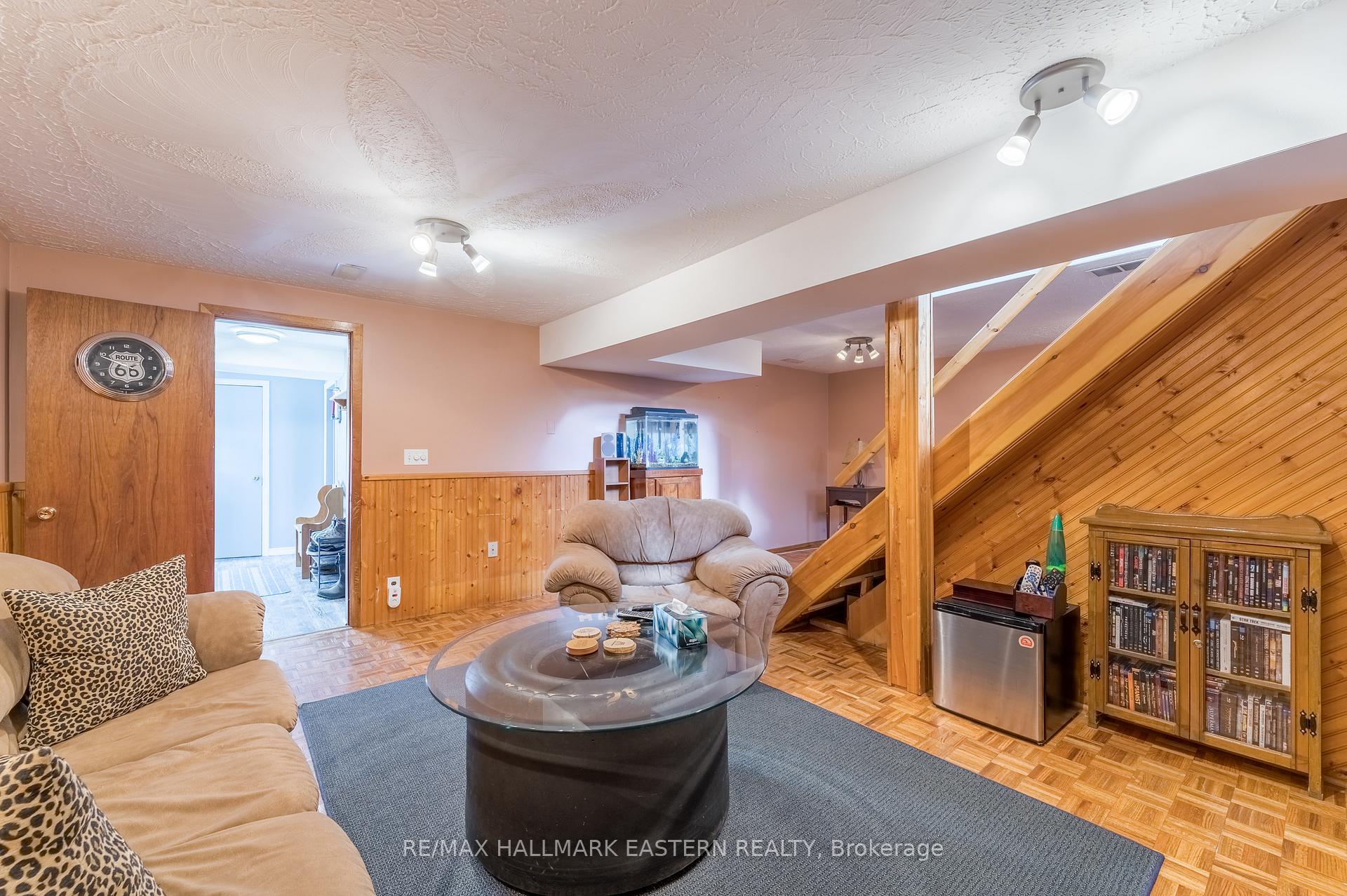 Photo 27 of 880 Clinton Avenue, Douro-Dummer — HOMEH