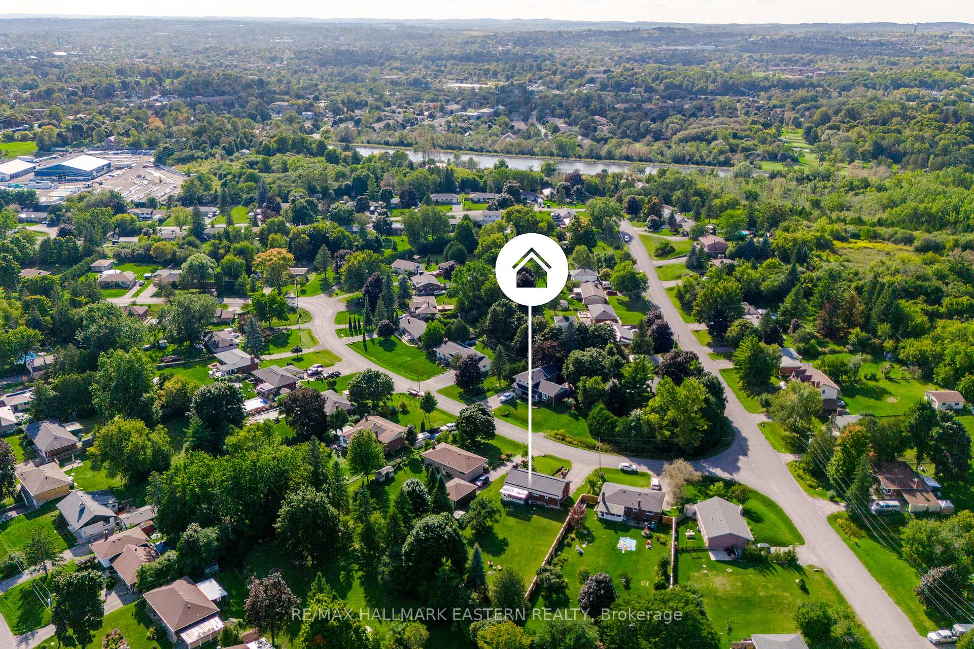 Photo 35 of 880 Clinton Avenue, Douro-Dummer — HOMEH
