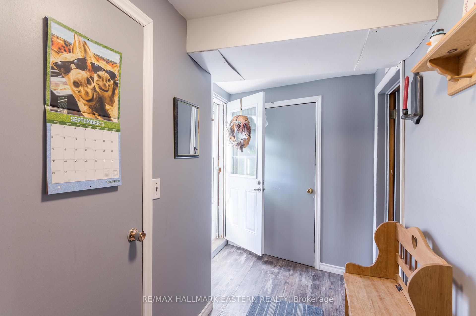 Photo 38 of 880 Clinton Avenue, Douro-Dummer — HOMEH