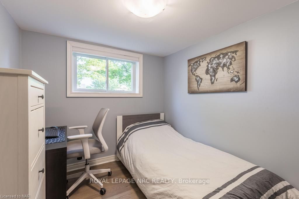 Photo 19 of 13 Warrington Place, St. Catharines, Lakeshore — HOMEH