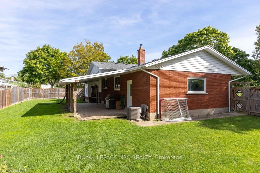 Photo 44 of 13 Warrington Place, St. Catharines, Lakeshore — HOMEH