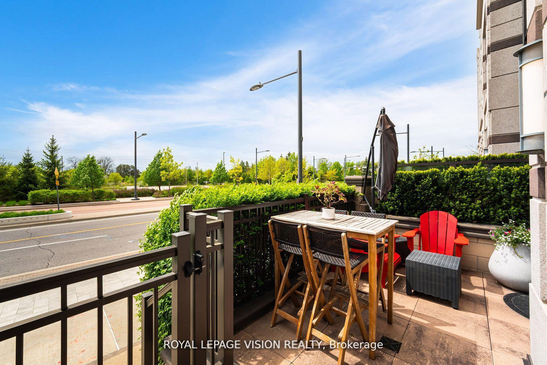 Photo 6 of Unit 111, 38 Cedarland Drive, Markham, Unionville — HOMEH