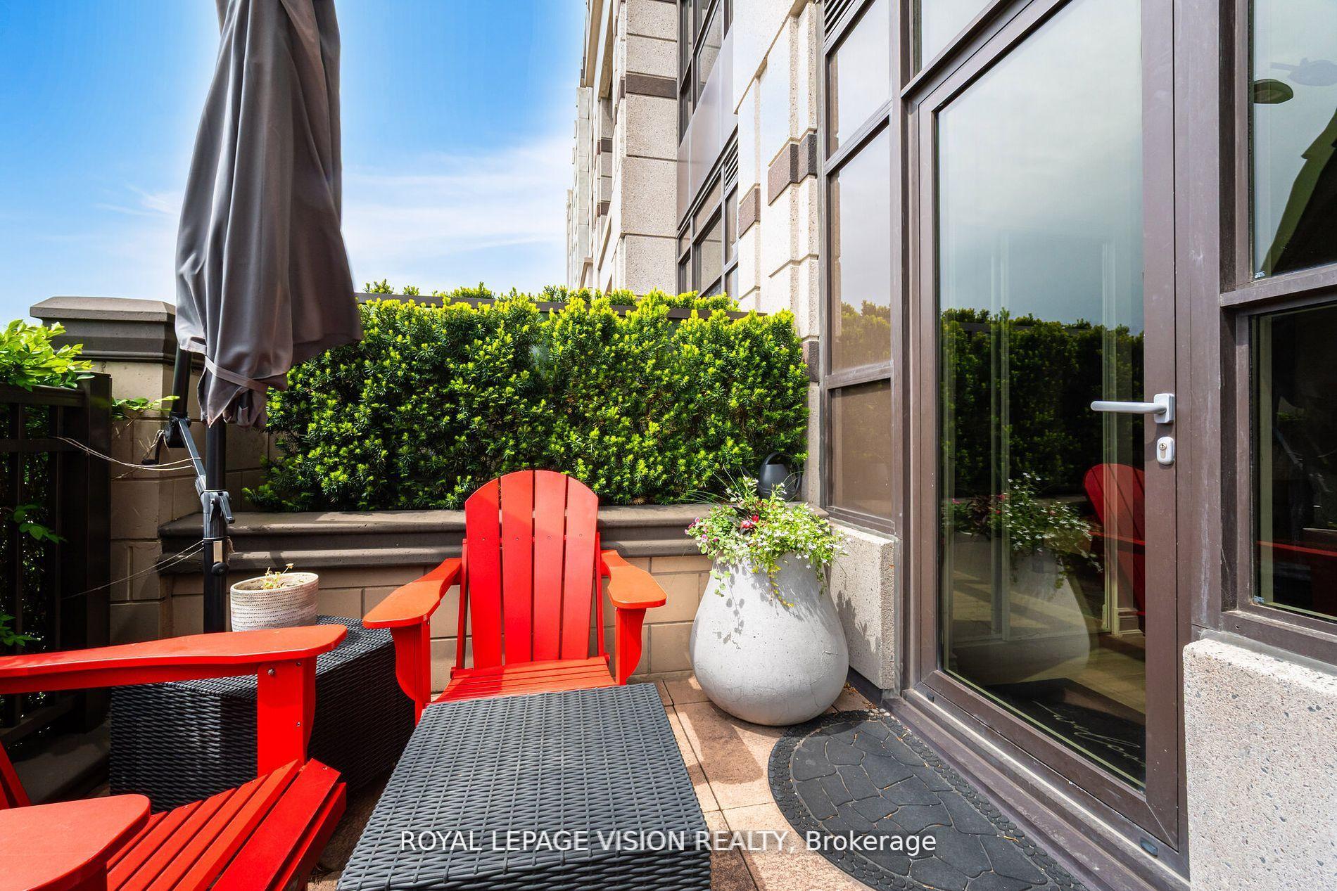 Photo 7 of Unit 111, 38 Cedarland Drive, Markham, Unionville — HOMEH
