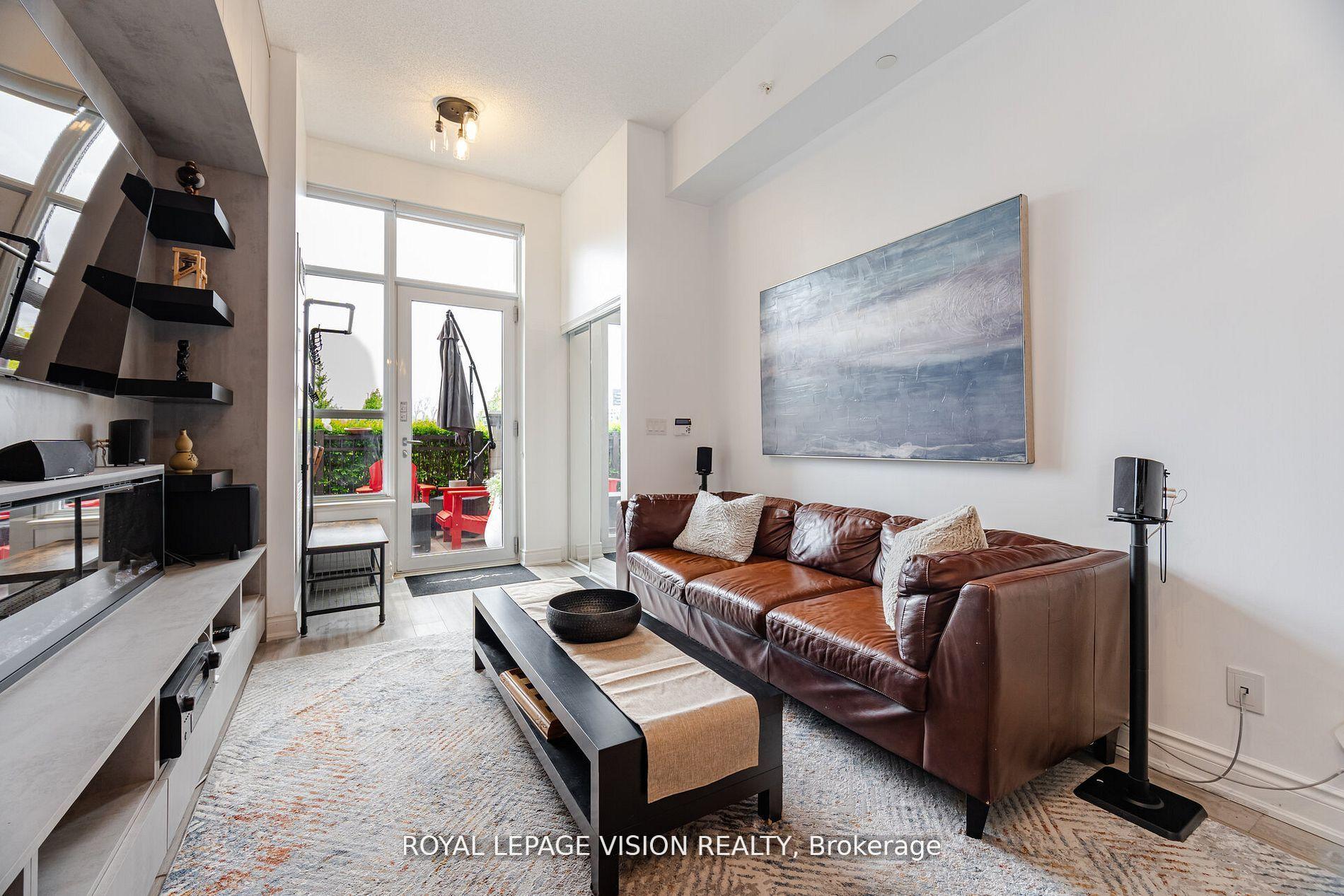 Photo 9 of Unit 111, 38 Cedarland Drive, Markham, Unionville — HOMEH