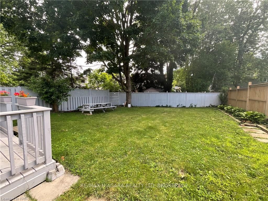 Photo 6 of 14 Stockwell Road, St. Catharines, Lakeshore — HOMEH