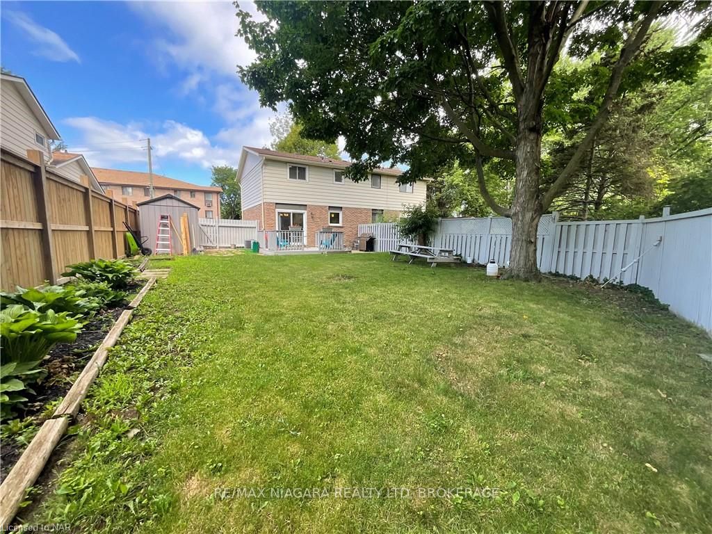 Photo 22 of 14 Stockwell Road, St. Catharines, Lakeshore — HOMEH