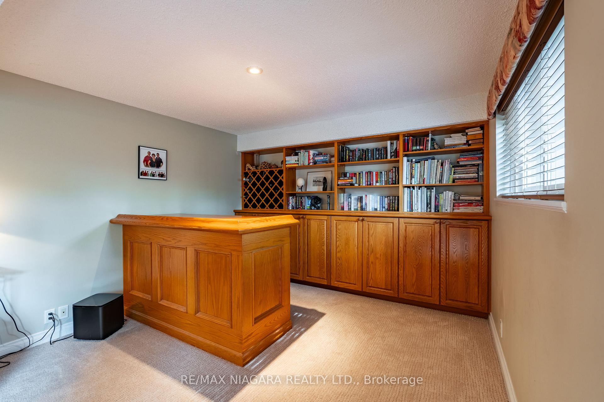 Photo 30 of 10 Wedgewood Court, St. Catharines, Martindale Pond — HOMEH