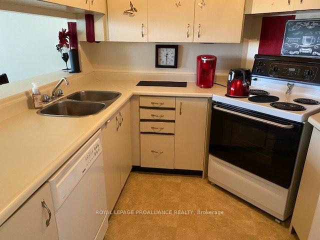 Photo 5 of Unit 1203, 344 Front Street, Belleville, Belleville Ward — HOMEH