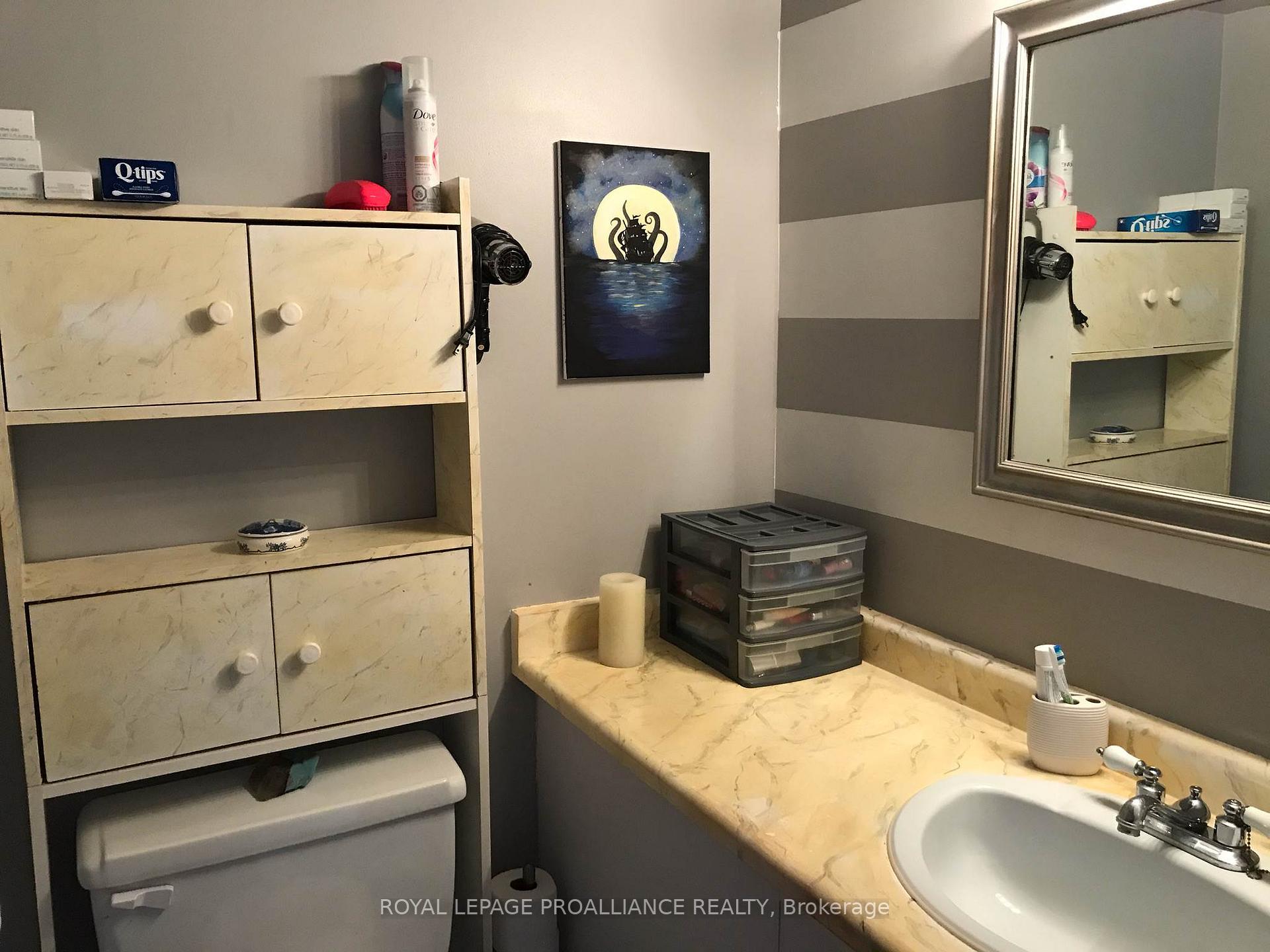 Photo 12 of Unit 1203, 344 Front Street, Belleville, Belleville Ward — HOMEH