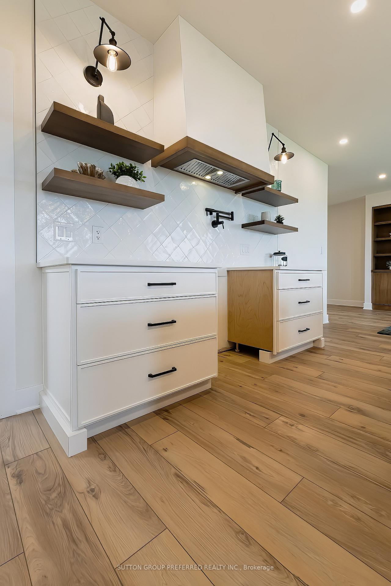 Photo 10 of 159 Renaissance Drive, St. Thomas — HOMEH