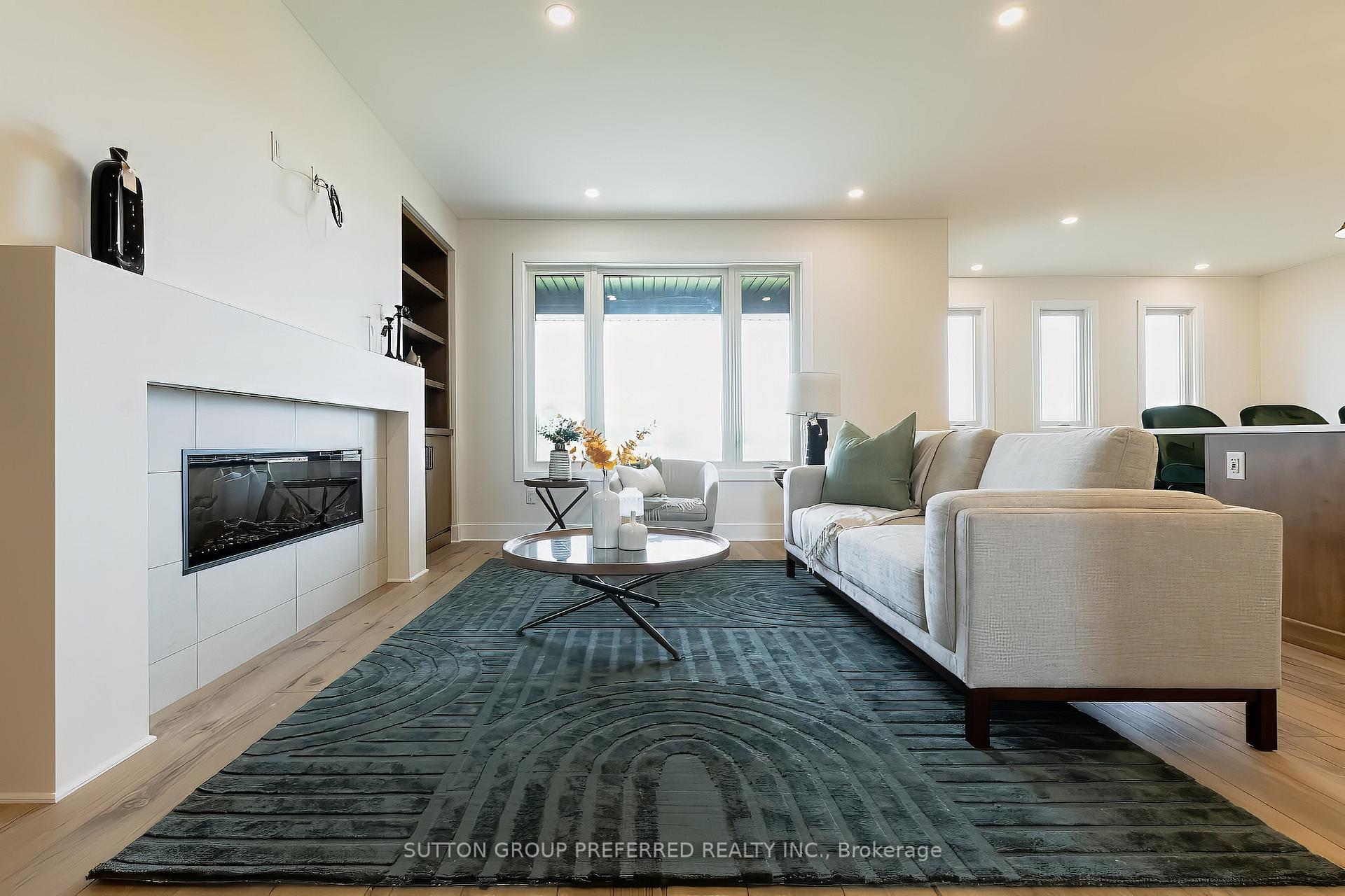 Photo 18 of 159 Renaissance Drive, St. Thomas — HOMEH