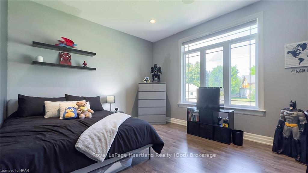 Photo 17 of 220 Spencer Street, Central Huron, Clinton — HOMEH
