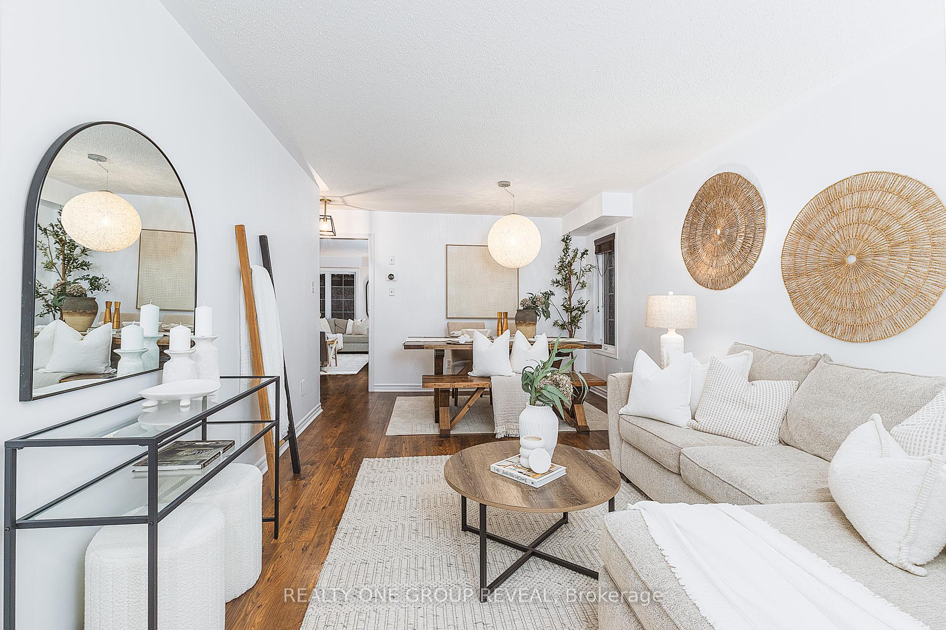 Photo 2 of 114 Argent Street, Clarington, Bowmanville — HOMEH