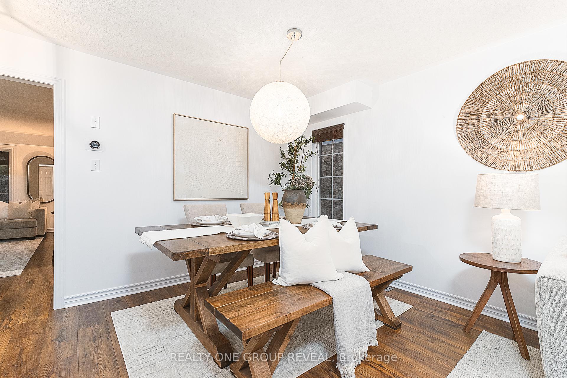 Photo 4 of 114 Argent Street, Clarington, Bowmanville — HOMEH