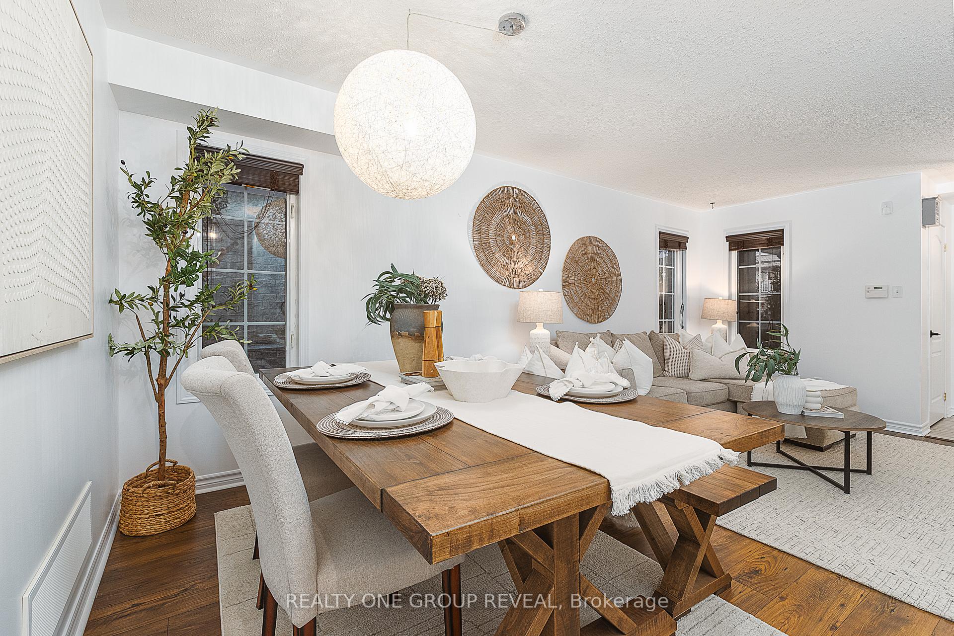 Photo 5 of 114 Argent Street, Clarington, Bowmanville — HOMEH
