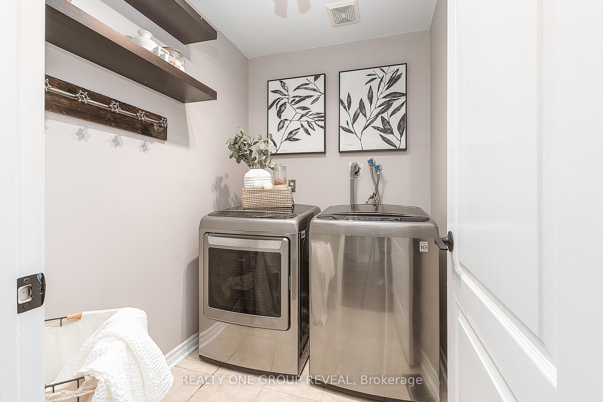 Photo 23 of 114 Argent Street, Clarington, Bowmanville — HOMEH