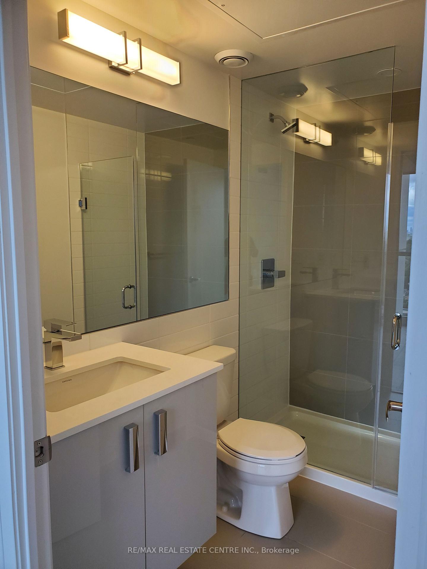 Photo 18 of Unit 1705, 30 Gibbs Road, Etobicoke, Islington-City Centre West — HOMEH