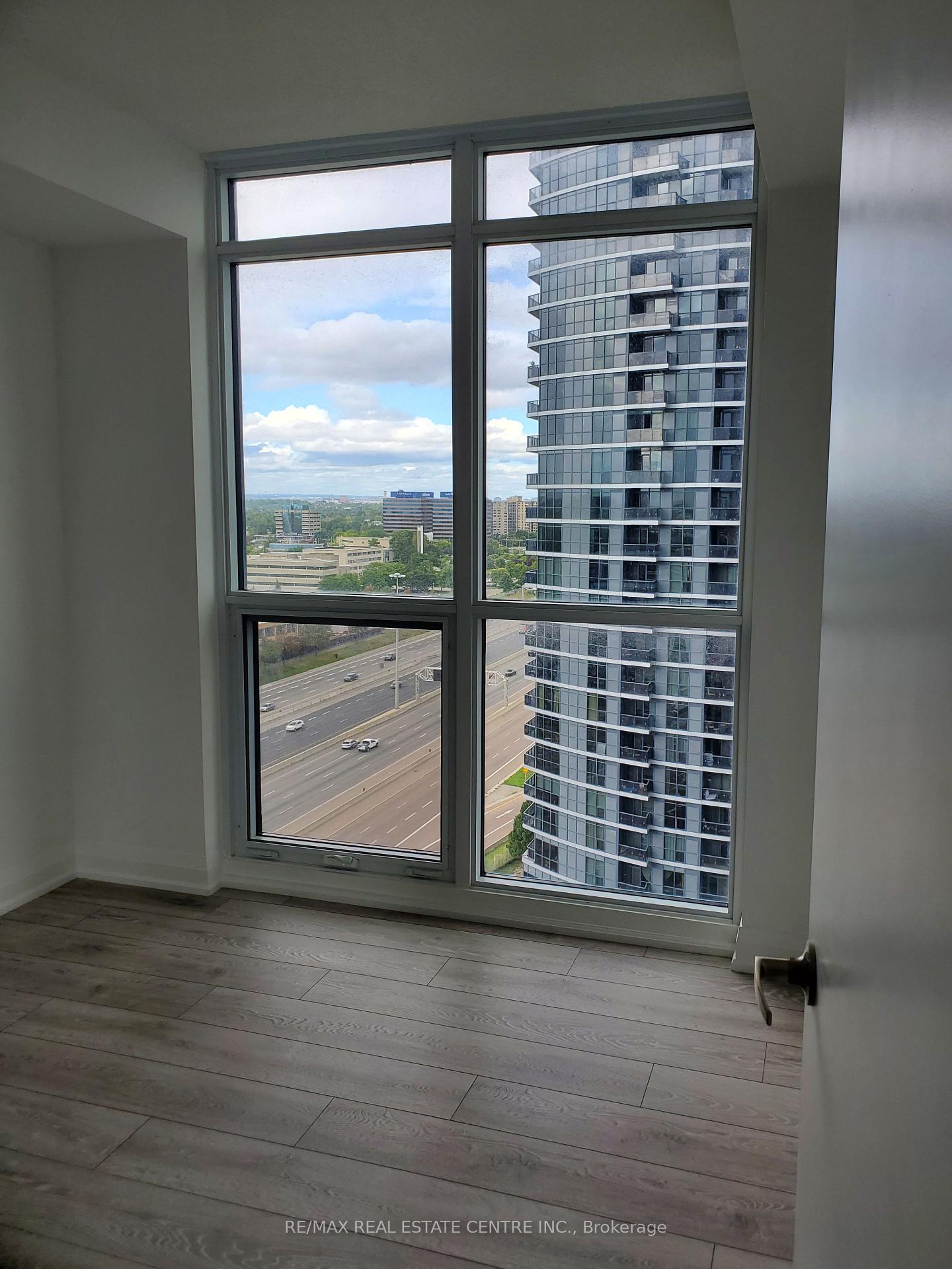 Photo 20 of Unit 1705, 30 Gibbs Road, Etobicoke, Islington-City Centre West — HOMEH