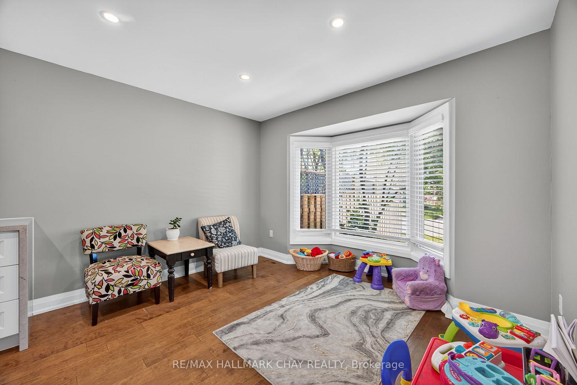Photo 5 of Unit Main, 1 Knicely Road, Barrie, Painswick North — HOMEH