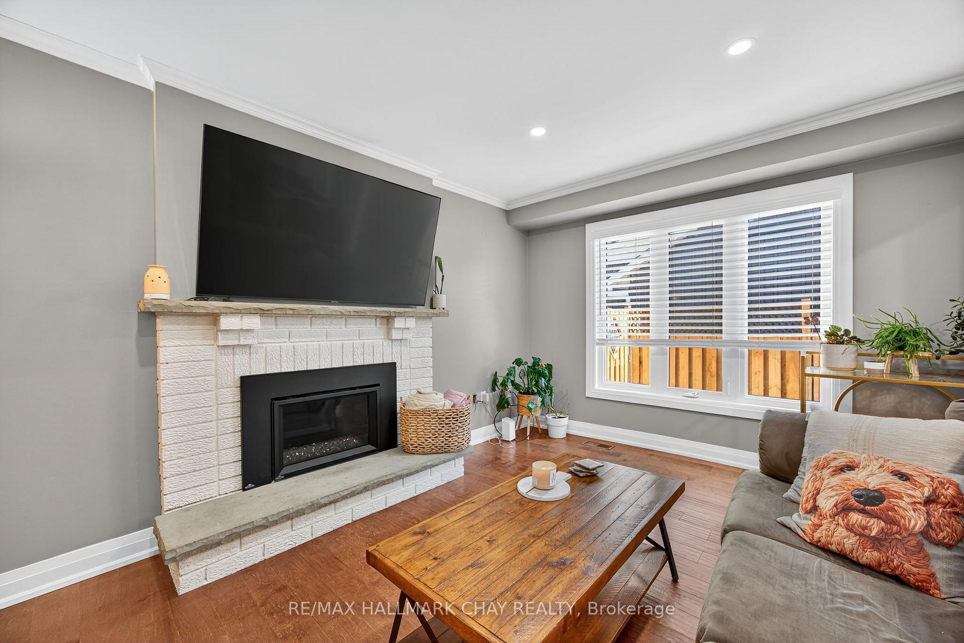 Photo 12 of Unit Main, 1 Knicely Road, Barrie, Painswick North — HOMEH