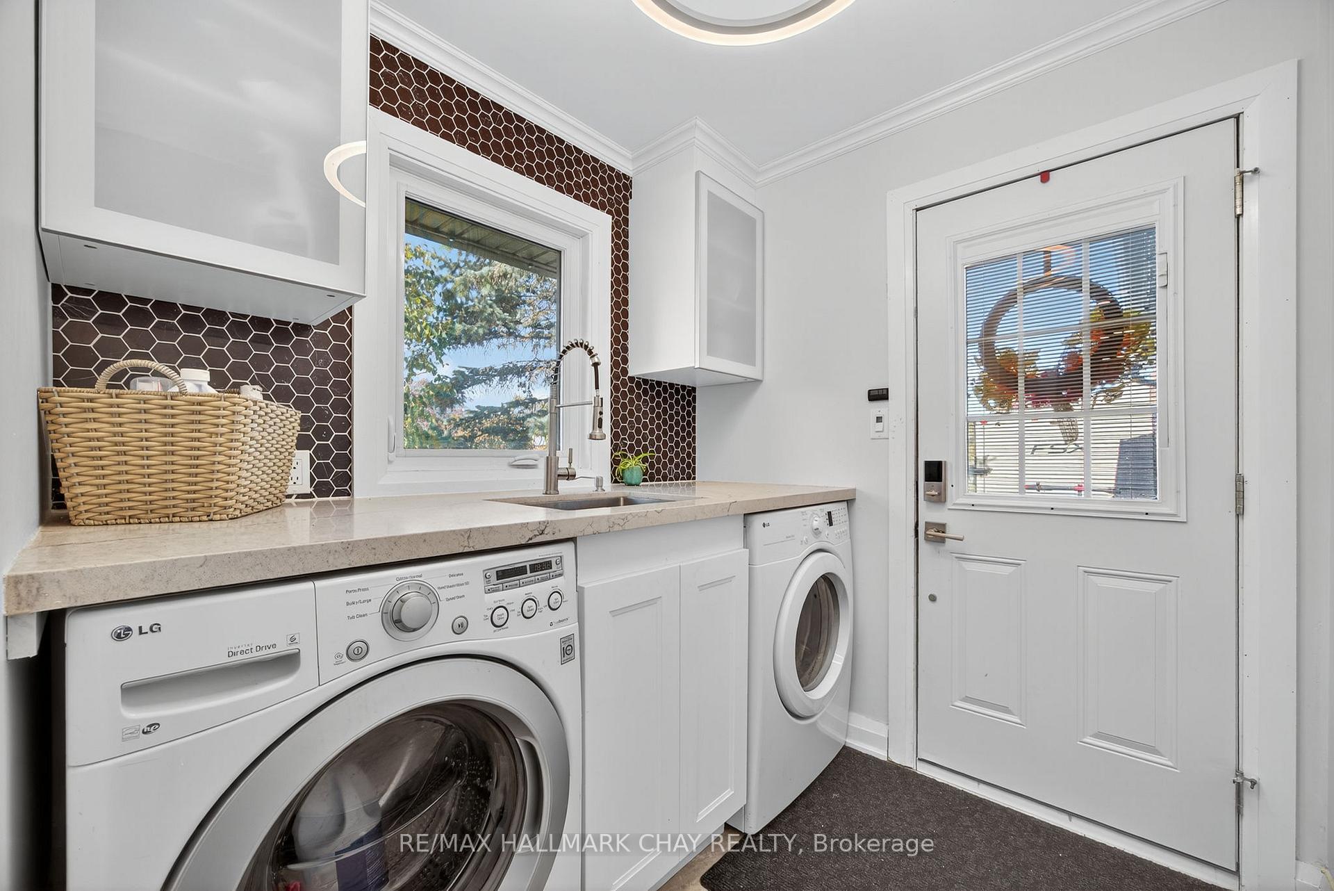 Photo 14 of Unit Main, 1 Knicely Road, Barrie, Painswick North — HOMEH