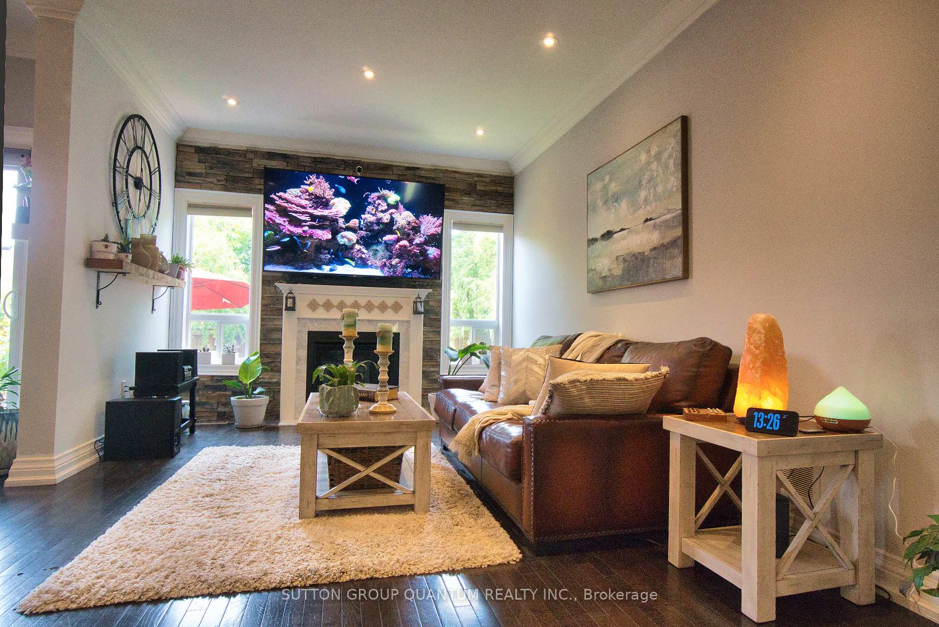 Photo 26 of 71 Versailles Crescent, Barrie, Innis-Shore — HOMEH