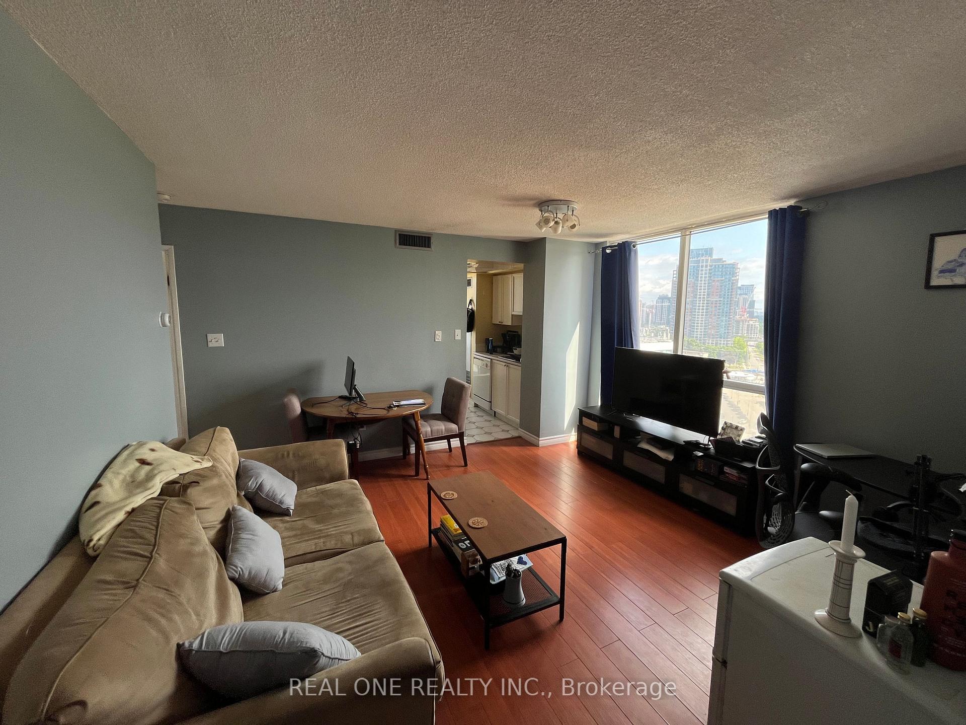 Photo 2 of Unit 1504, 101 Subway Crescent, Etobicoke, Islington-City Centre West — HOMEH