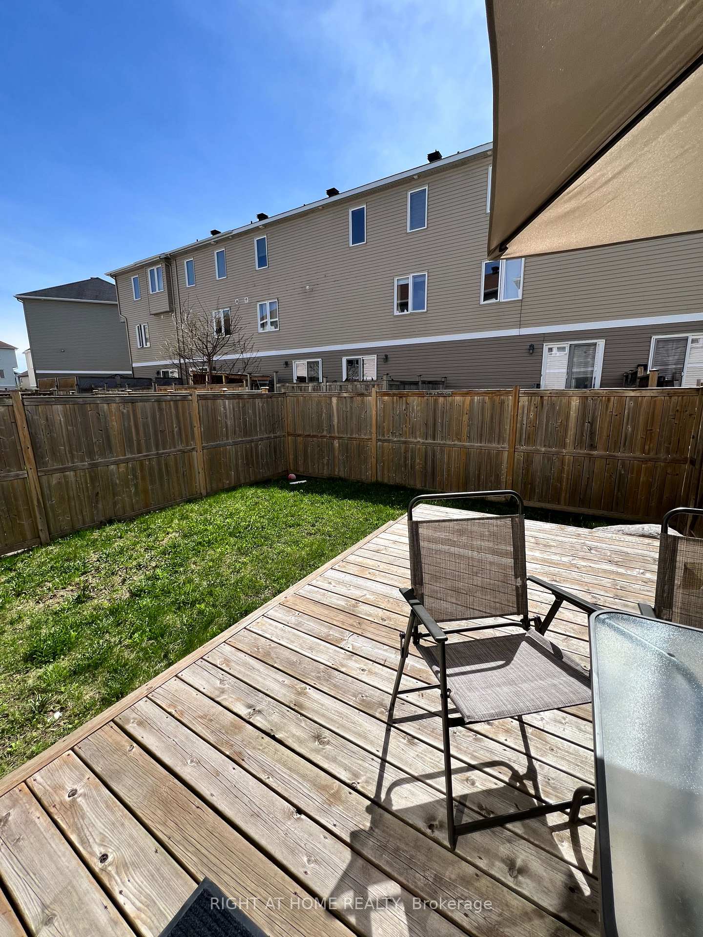 Photo 20 of 769 Cobble Hill Drive, Ottawa, Barrhaven - Cedargrove/Fraserdale — HOMEH