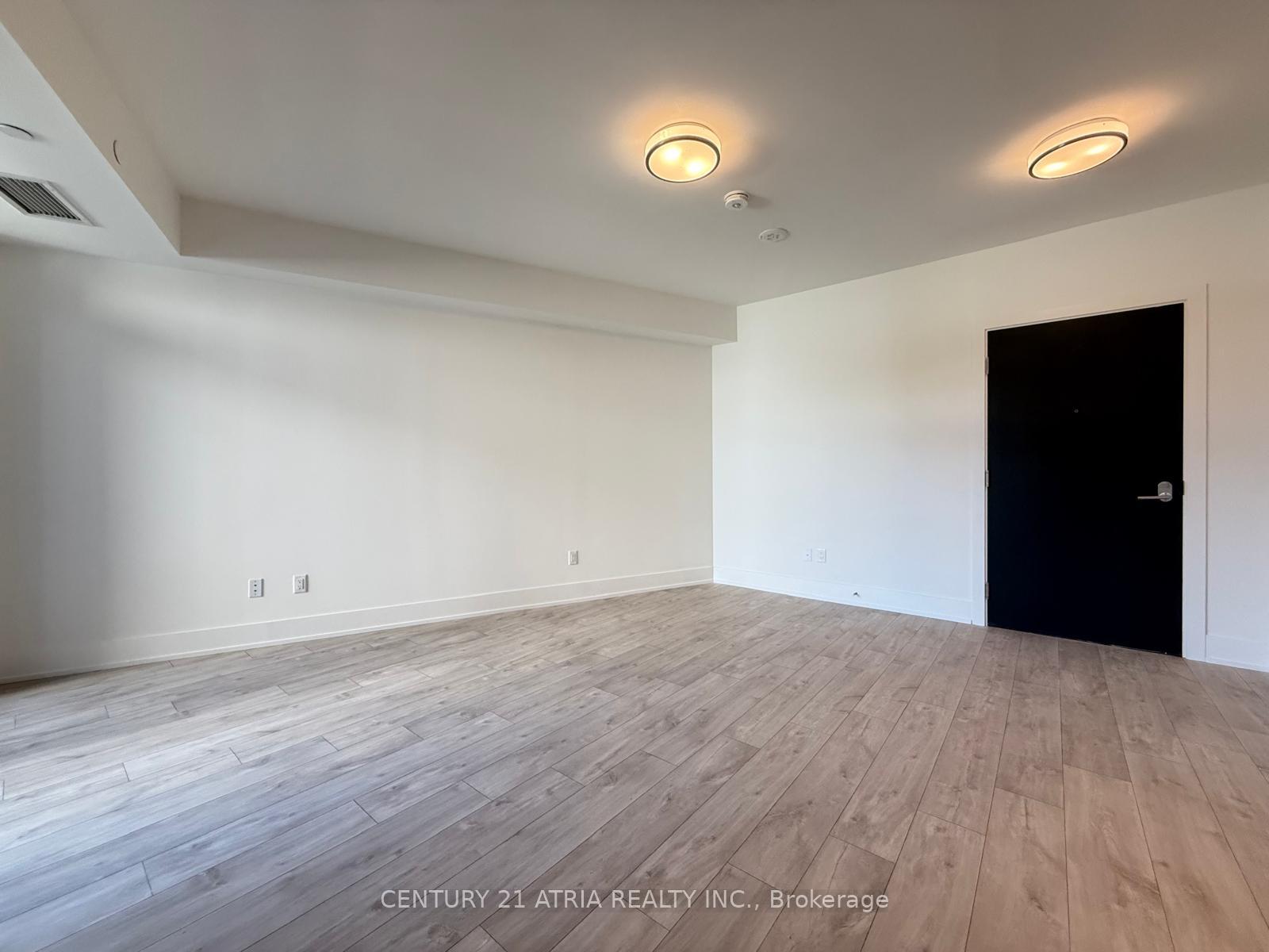 Photo 4 of Unit 324, 259 The Kingsway, Etobicoke, Edenbridge-Humber Valley — HOMEH