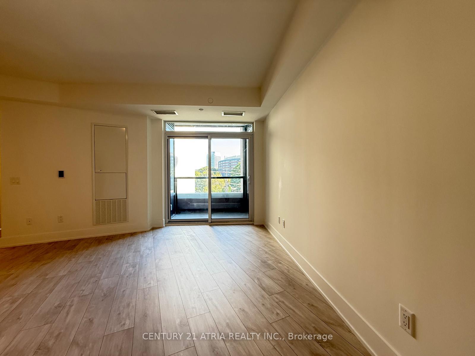 Photo 10 of Unit 324, 259 The Kingsway, Etobicoke, Edenbridge-Humber Valley — HOMEH