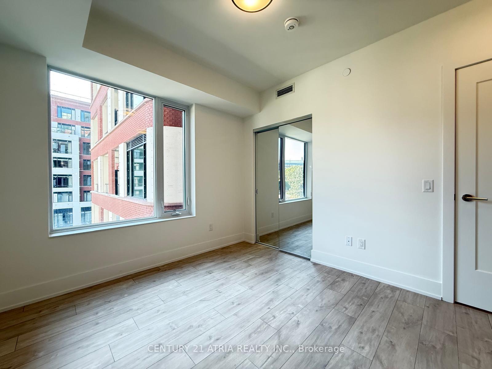 Photo 12 of Unit 324, 259 The Kingsway, Etobicoke, Edenbridge-Humber Valley — HOMEH